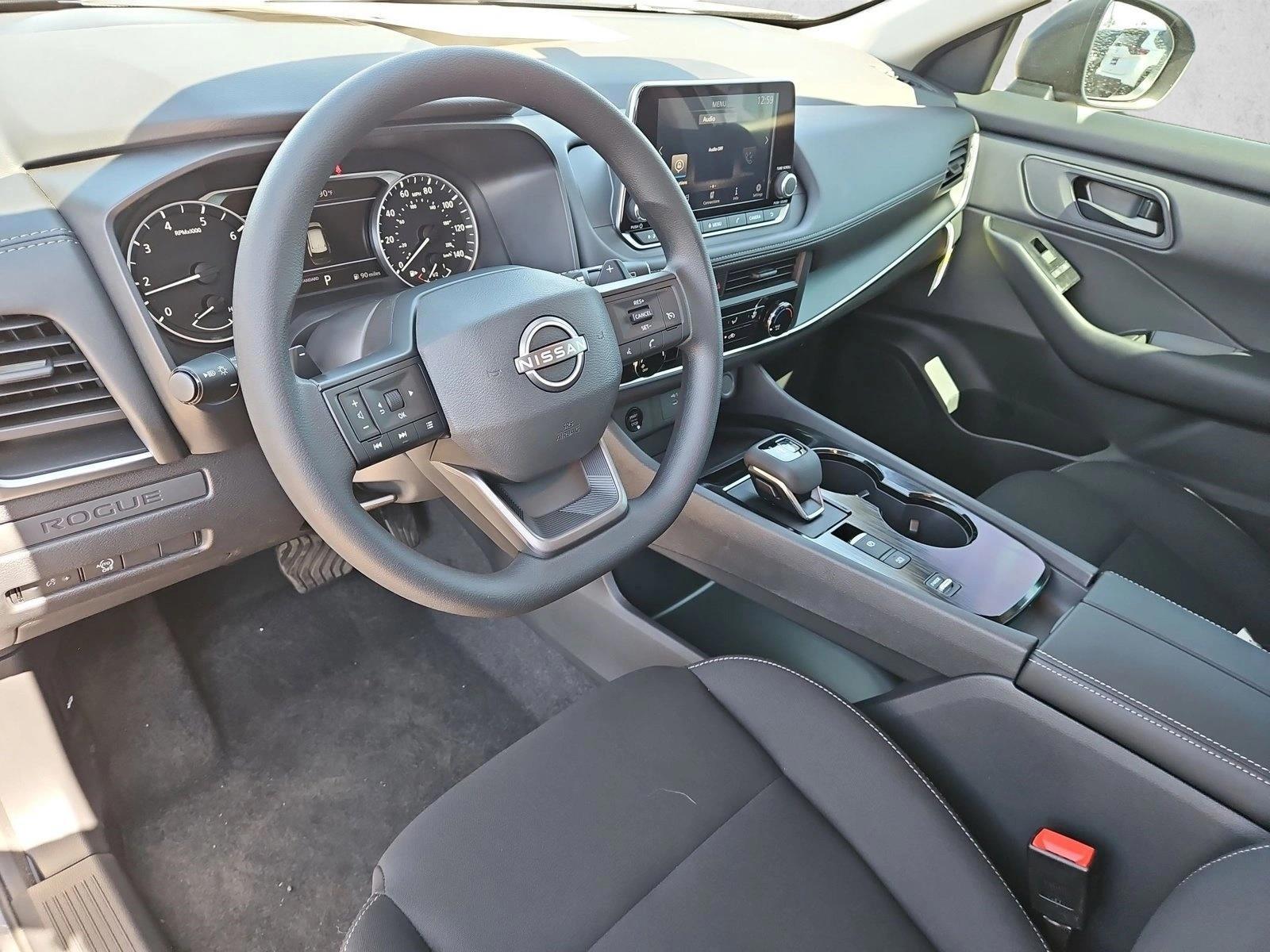 Thumbnail: 2026 Nissan Rogue - 3