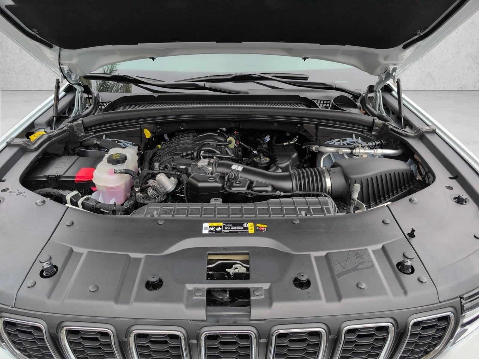 2025 Jeep Grand Cherokee L Laredo - Photo 26