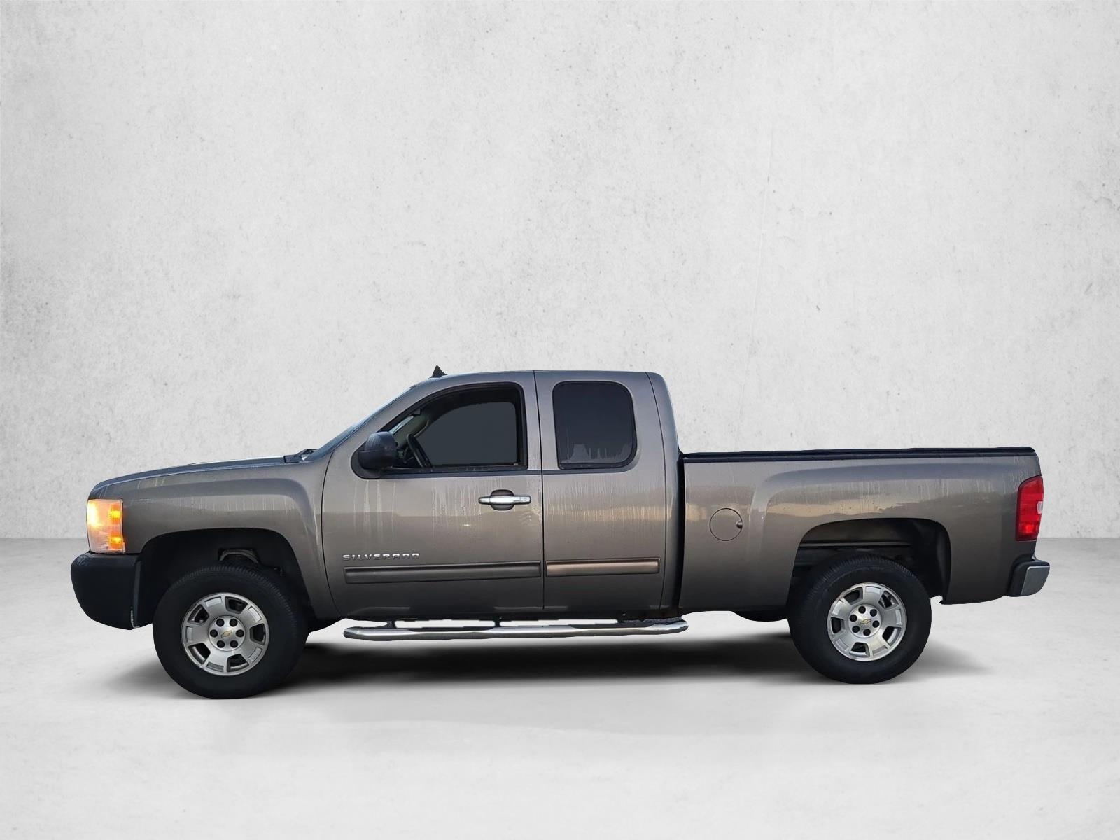 Thumbnail: 2013 Chevrolet Silverado 1500 - 2