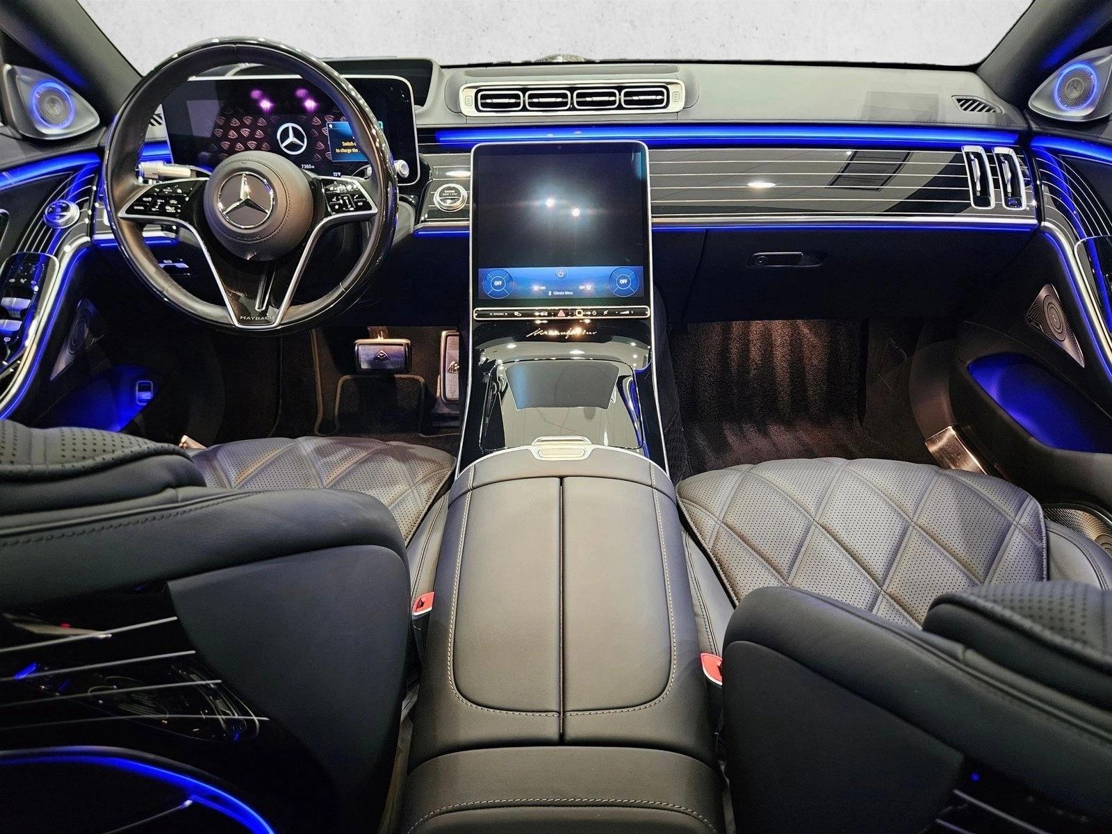 Thumbnail: 2024 Mercedes-Benz S-Class - 3