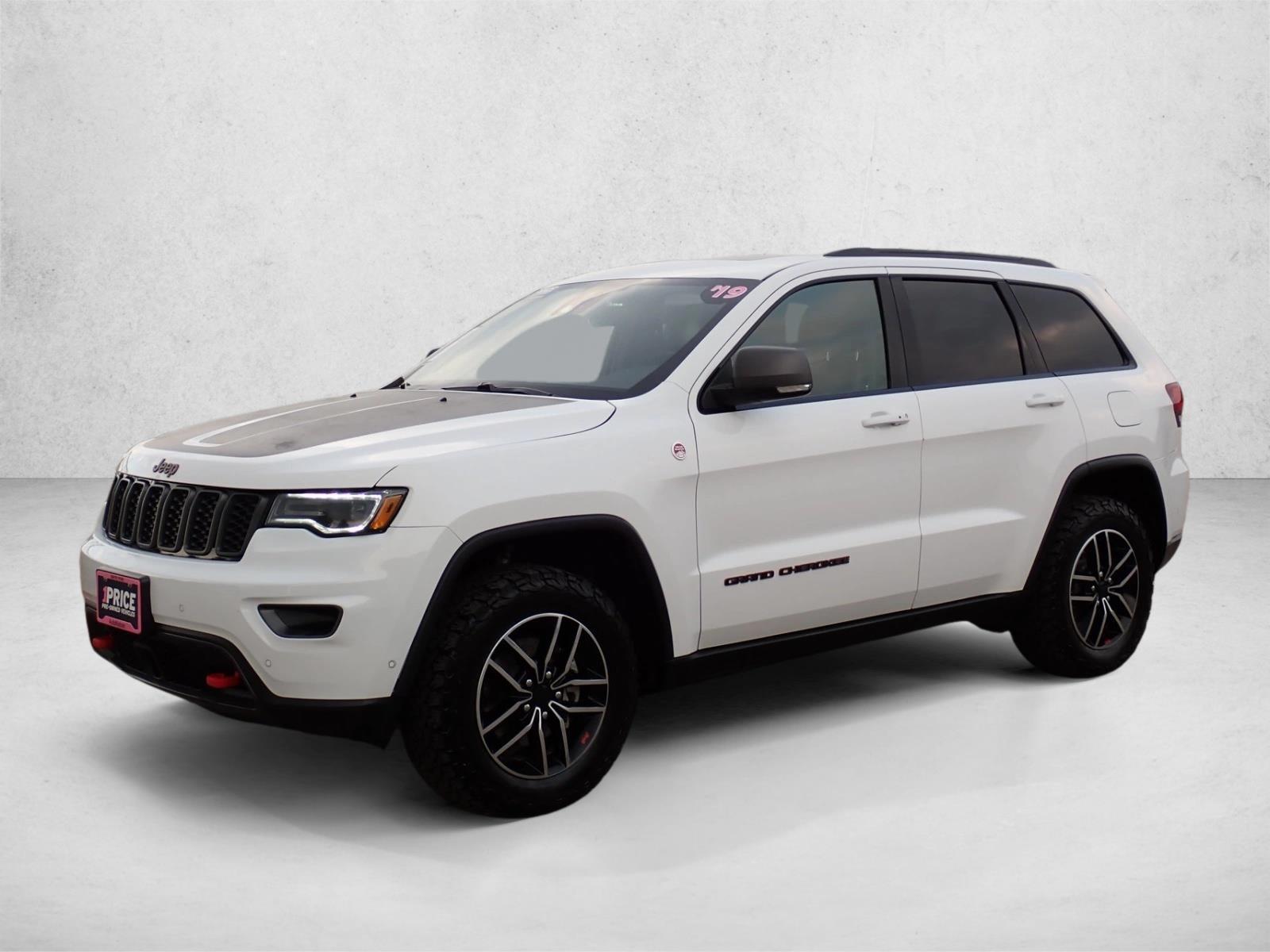 Thumbnail: 2019 Jeep Grand Cherokee - 1