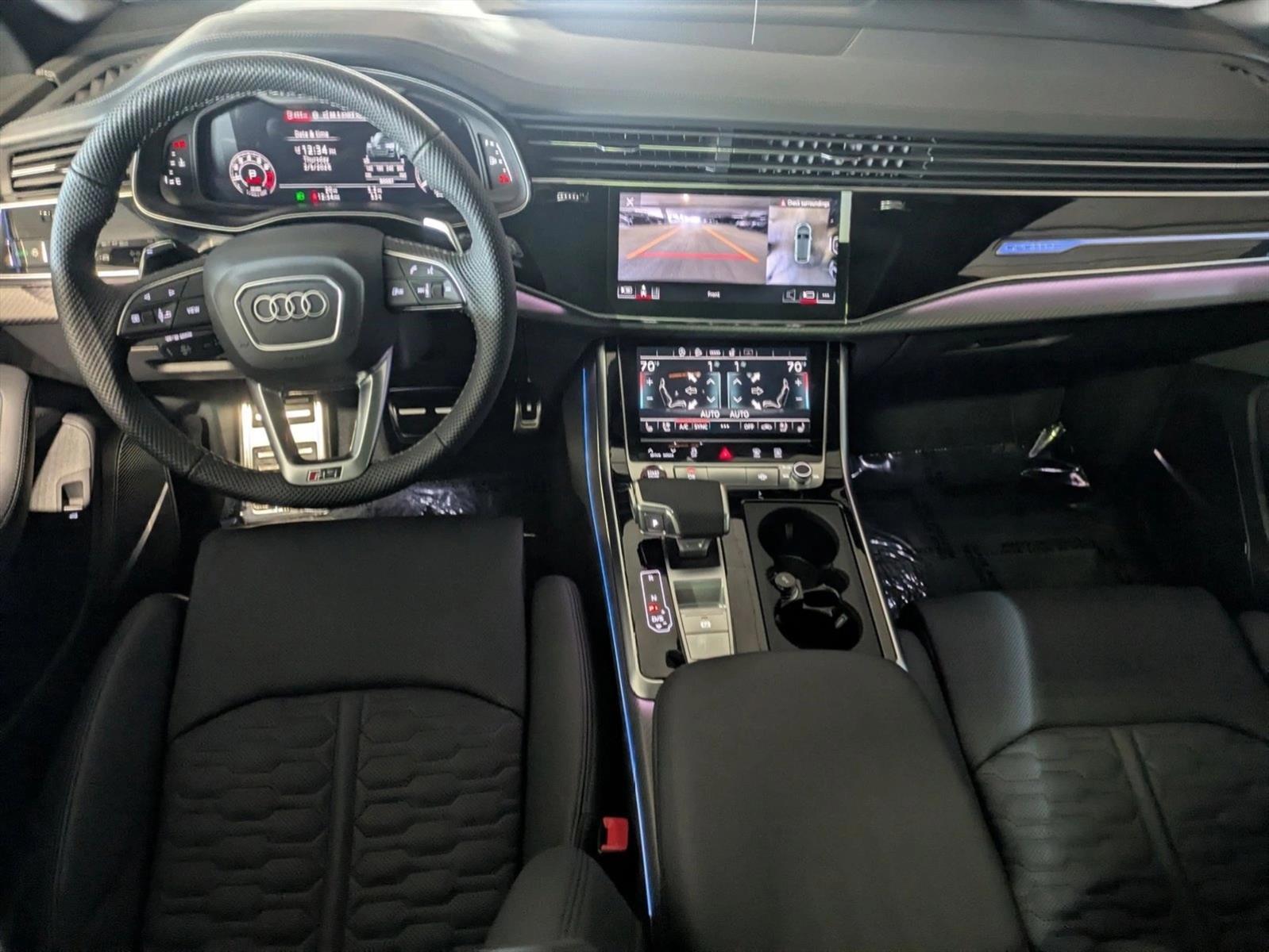 Thumbnail: 2026 Audi RS Q8 - 4
