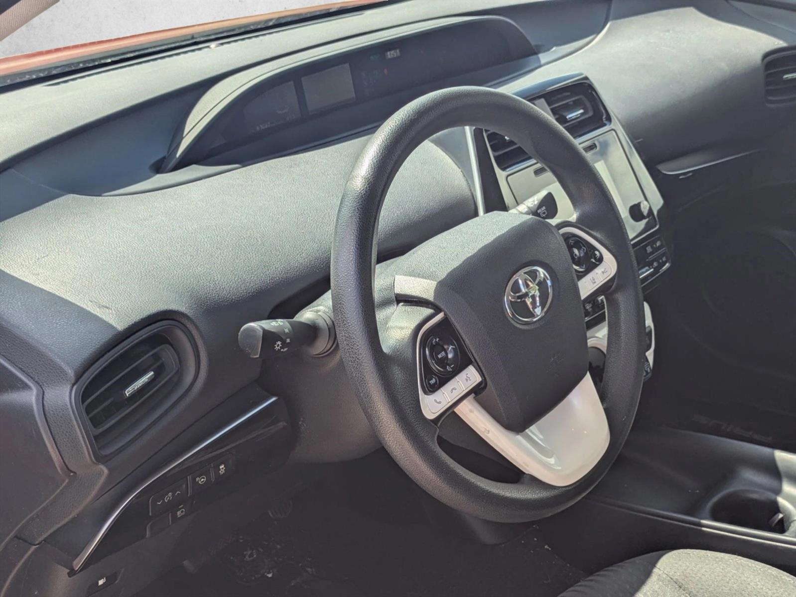 Thumbnail: 2018 Toyota Prius - 3