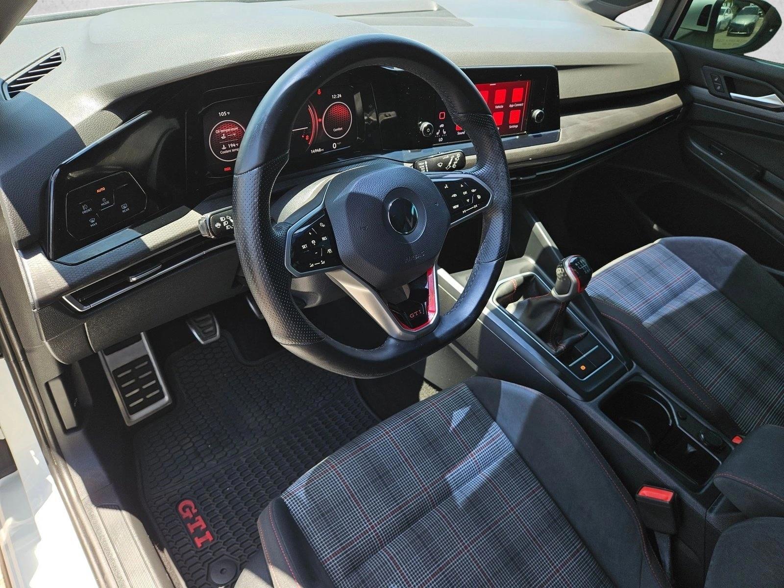Thumbnail: 2022 Volkswagen Golf - 6