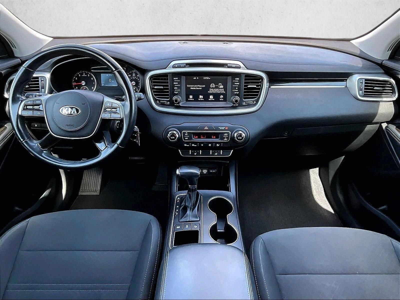 Thumbnail: 2019 Kia Sorento - 5