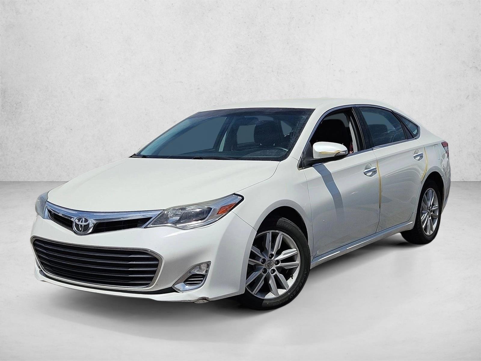 Thumbnail: 2014 Toyota Avalon - 1