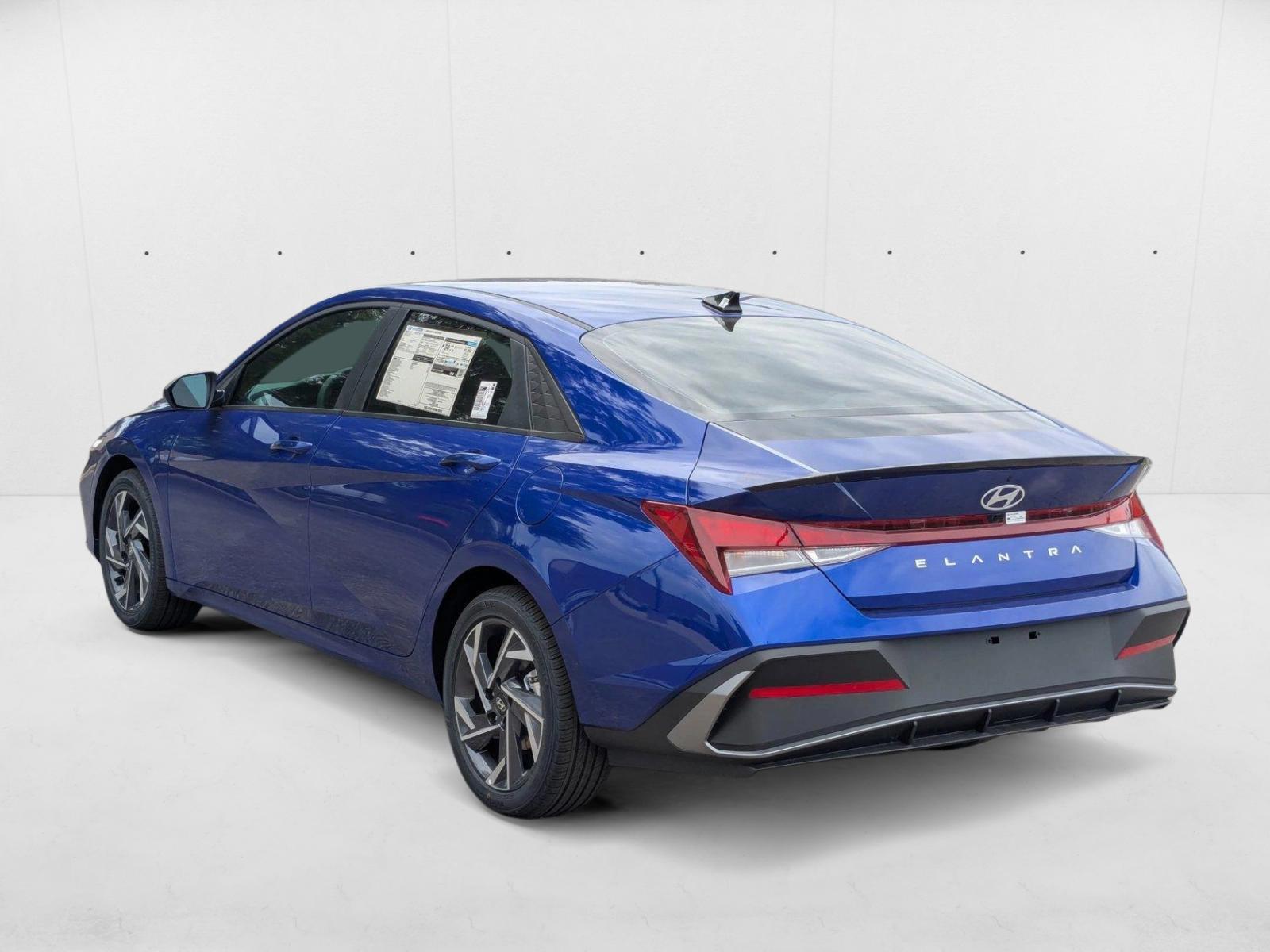 2025 Hyundai Elantra SEL - Photo 9