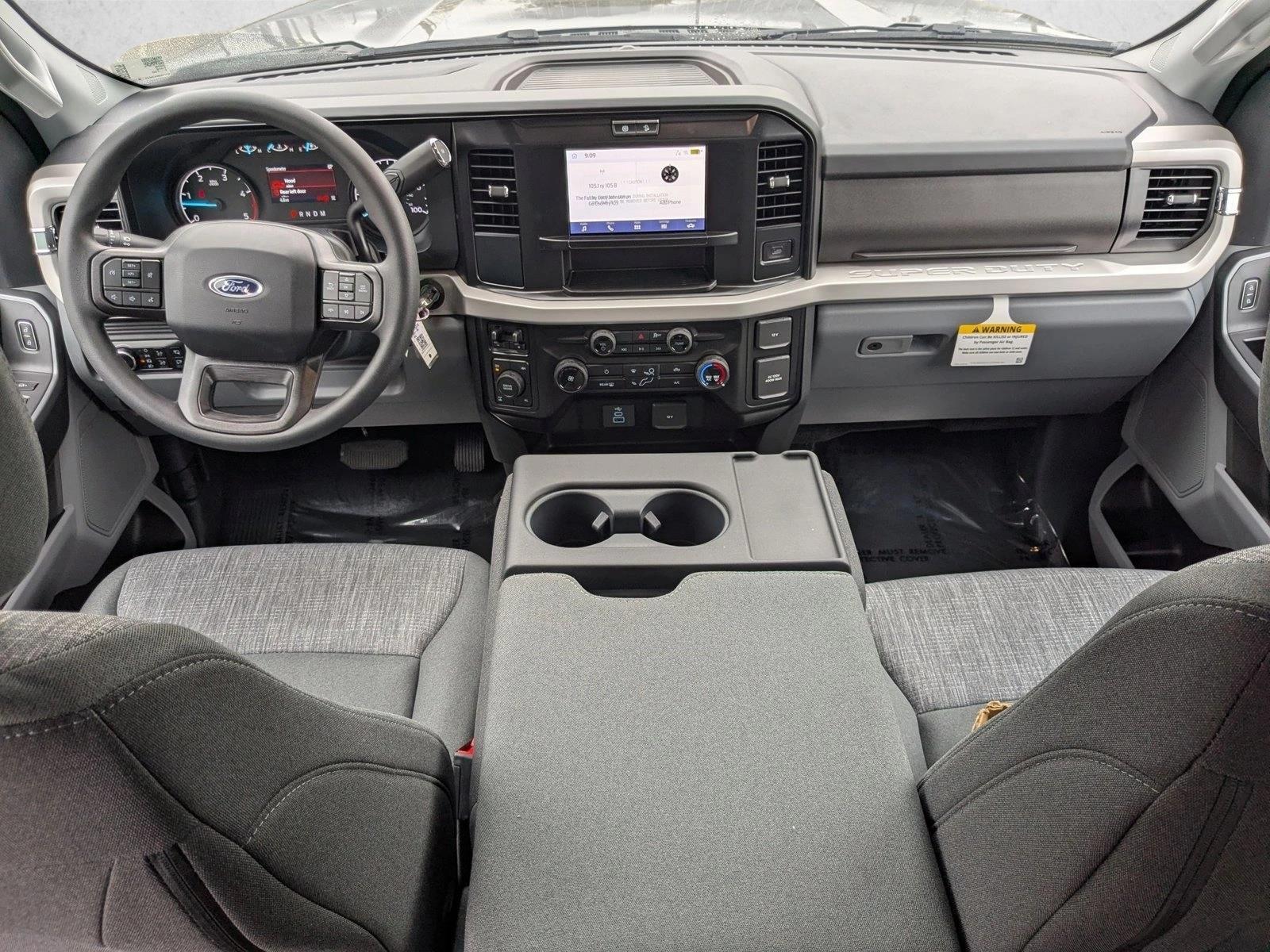 Thumbnail: 2026 Ford Econoline - 3