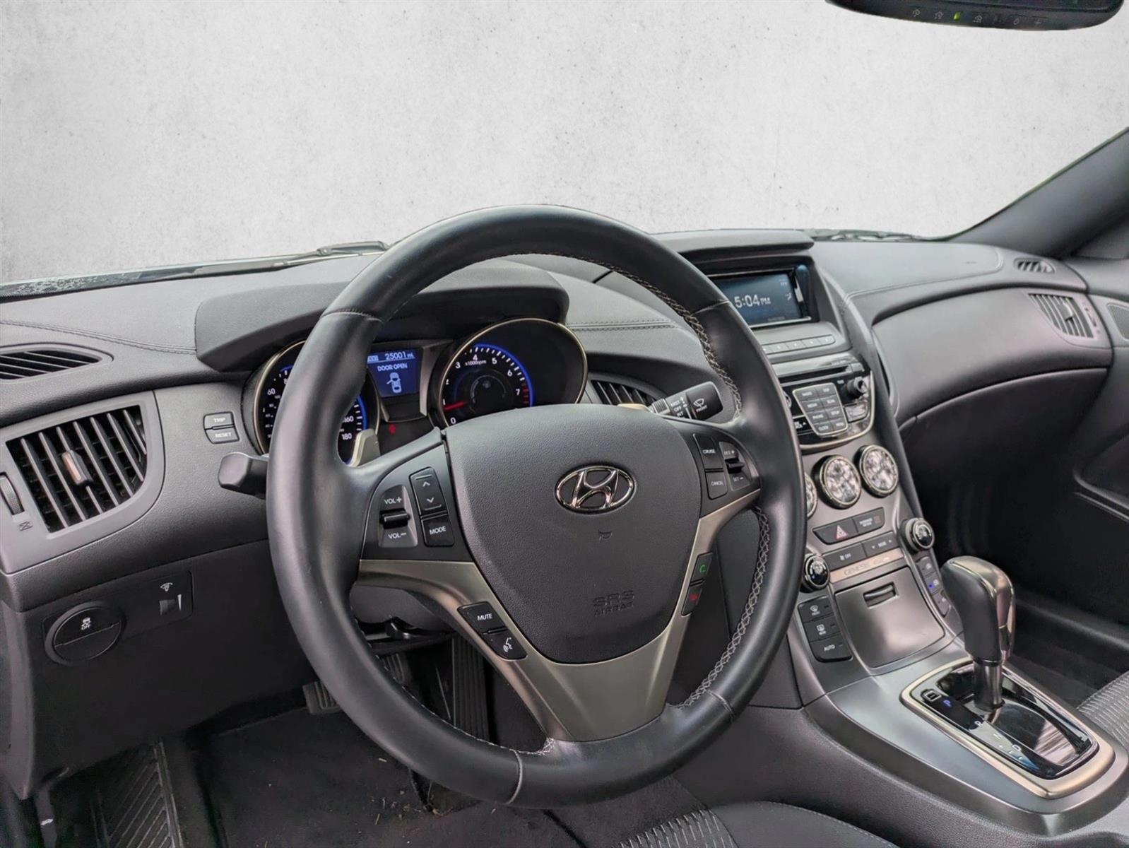 Thumbnail: 2016 Hyundai Genesis - 3