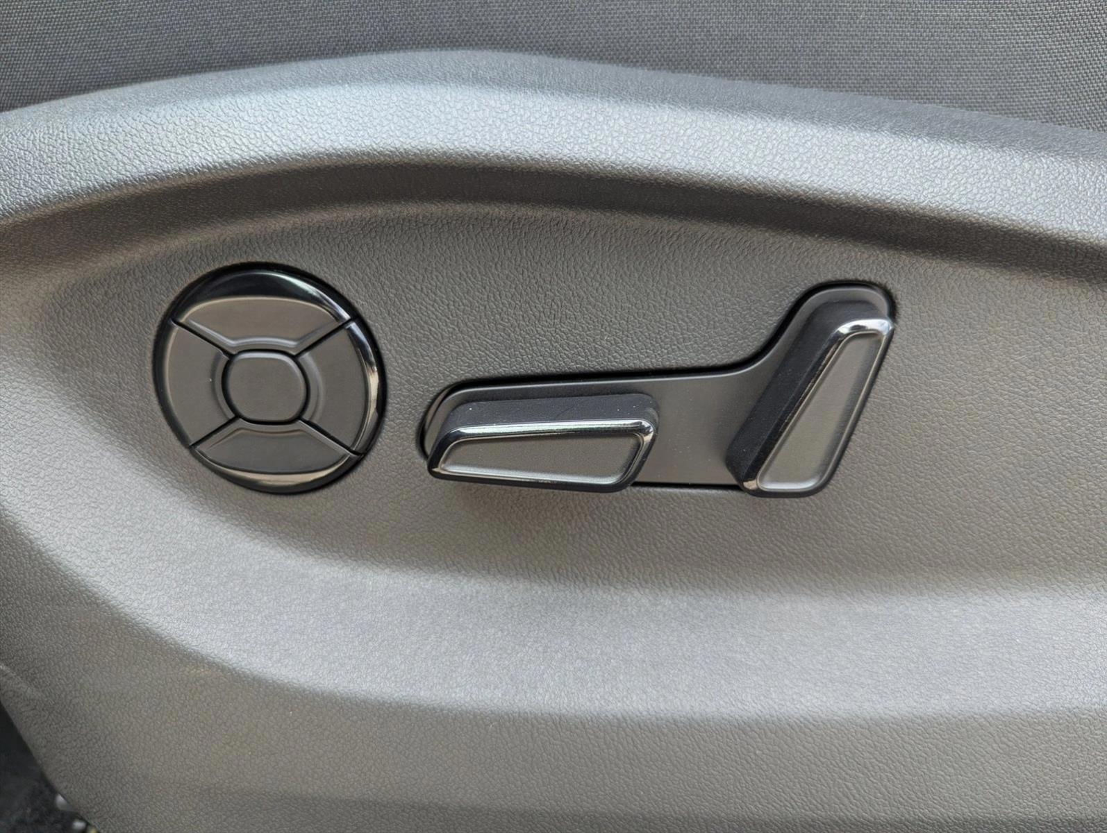 Thumbnail: 2026 Volkswagen Tiguan - 4