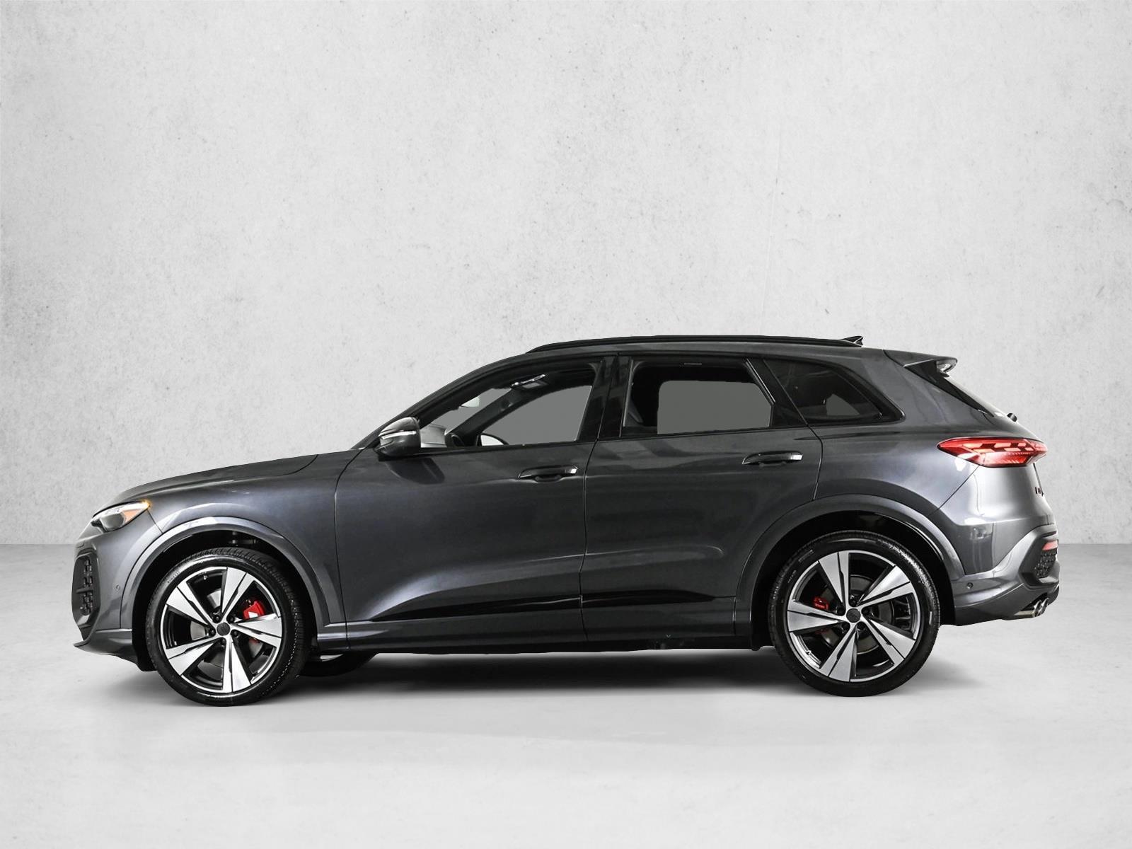 Thumbnail: 2026 Audi SQ5 - 2