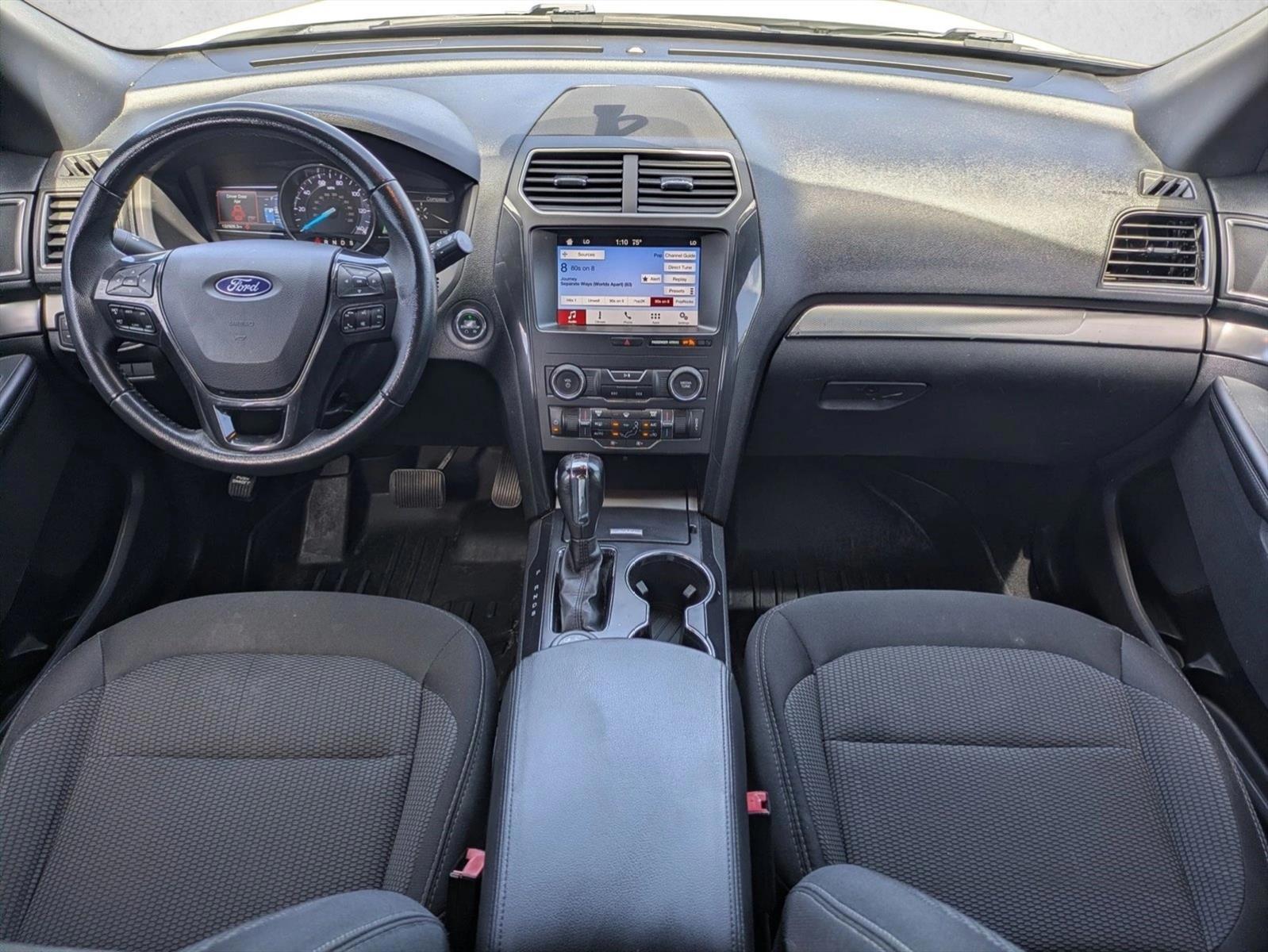 Thumbnail: 2019 Ford Explorer - 3