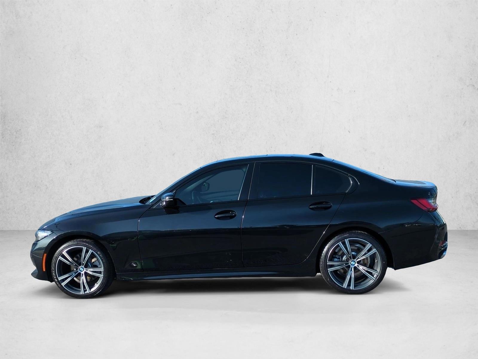 Thumbnail: 2023 BMW 3 Series - 2