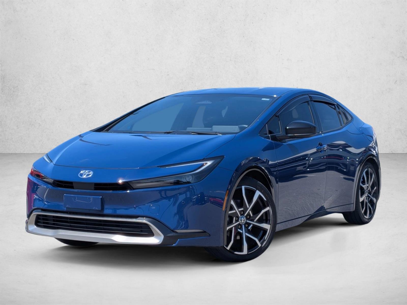2024 Toyota Prius Prime XSE's photo