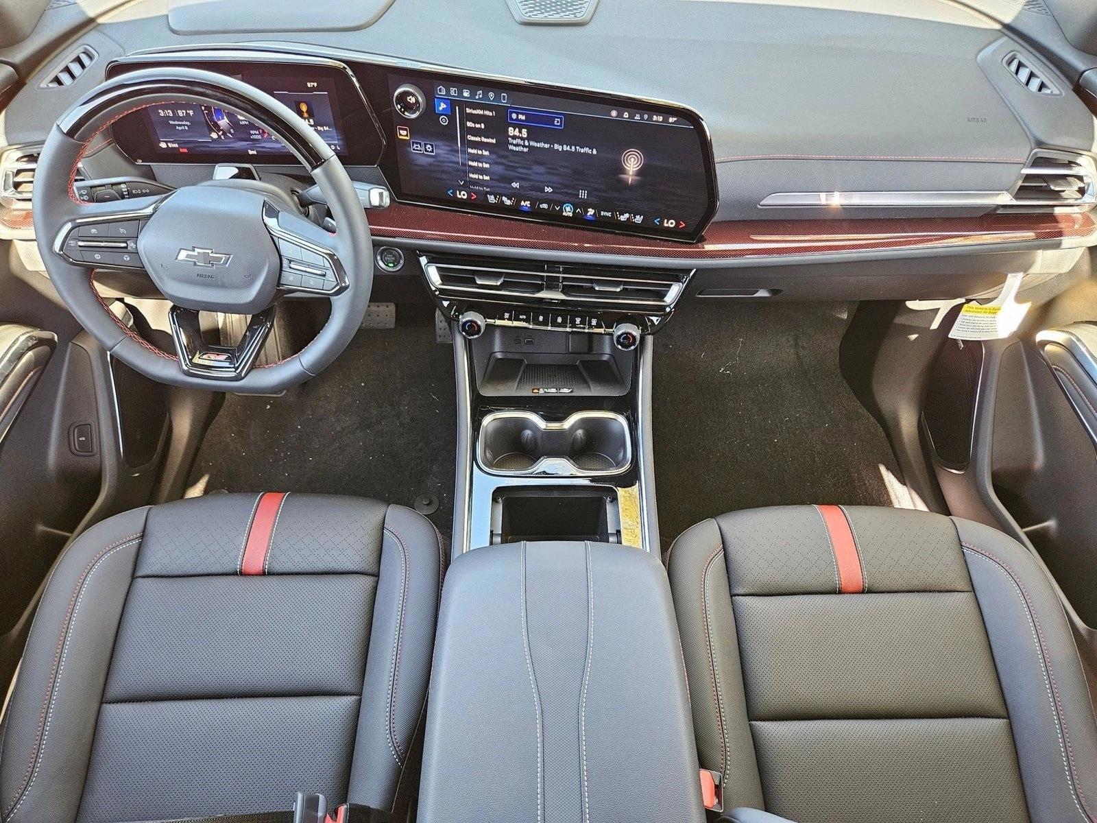 Thumbnail: 2026 Chevrolet Traverse - 4