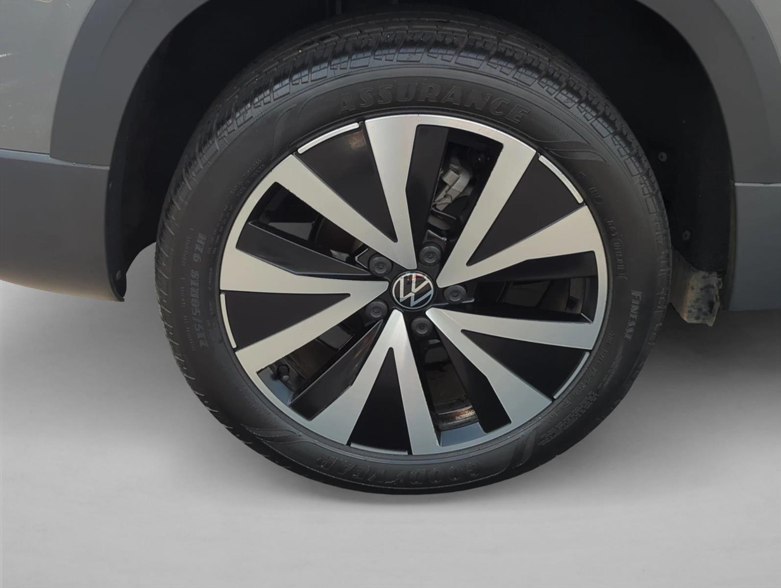 2023 Volkswagen Taos