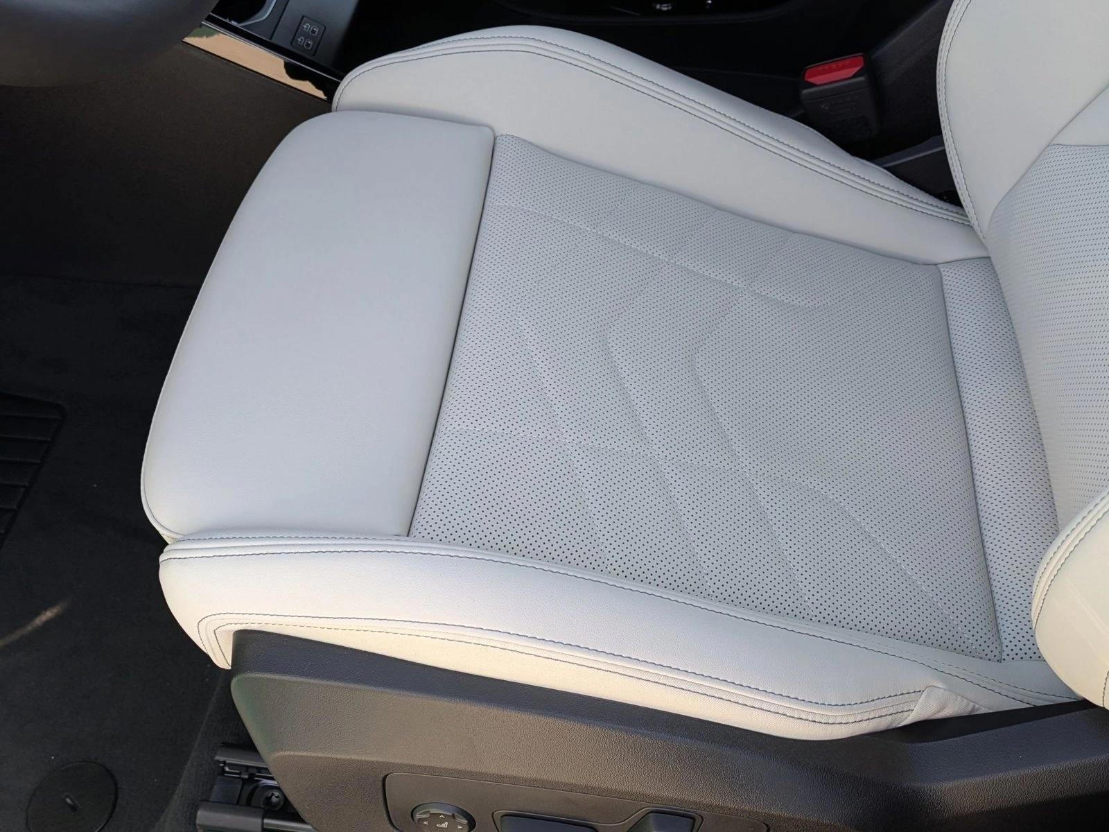 Thumbnail: 2026 BMW X1 - 4