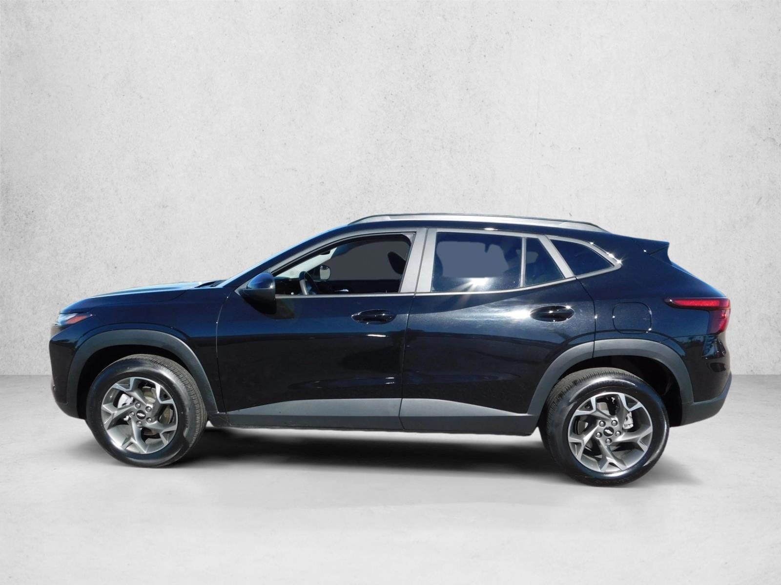 2025 Chevrolet Trax LT - Photo 15