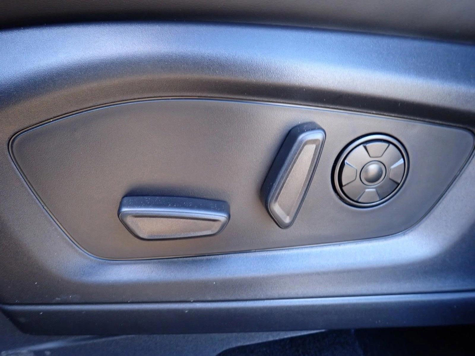 Thumbnail: 2026 Ford Explorer - 3