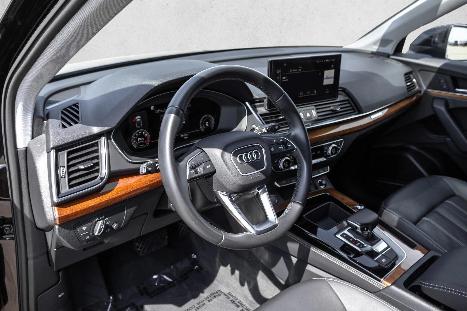 Thumbnail: 2023 Audi Q5 - 3