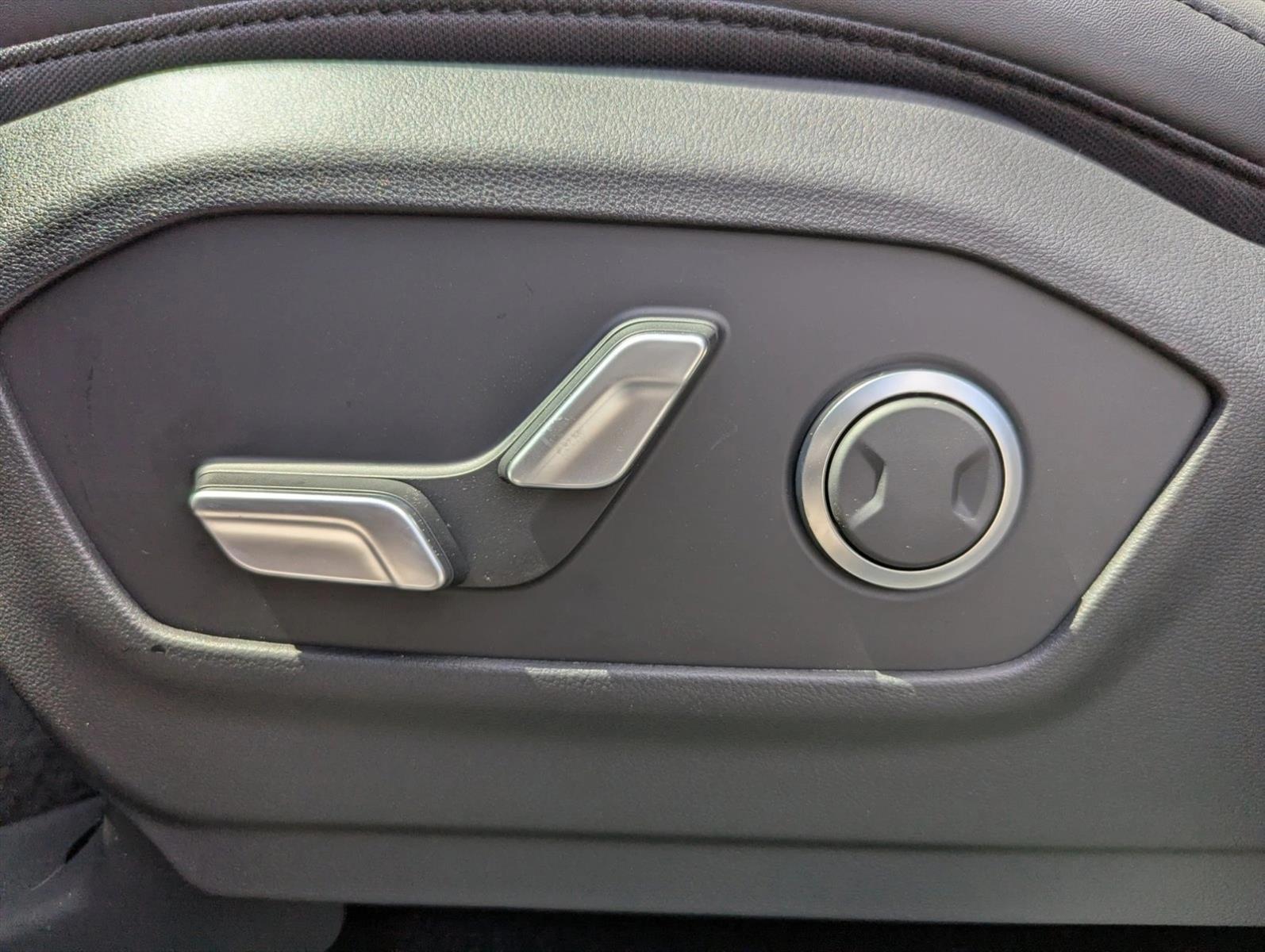 Thumbnail: 2026 Hyundai Santa Fe - 4