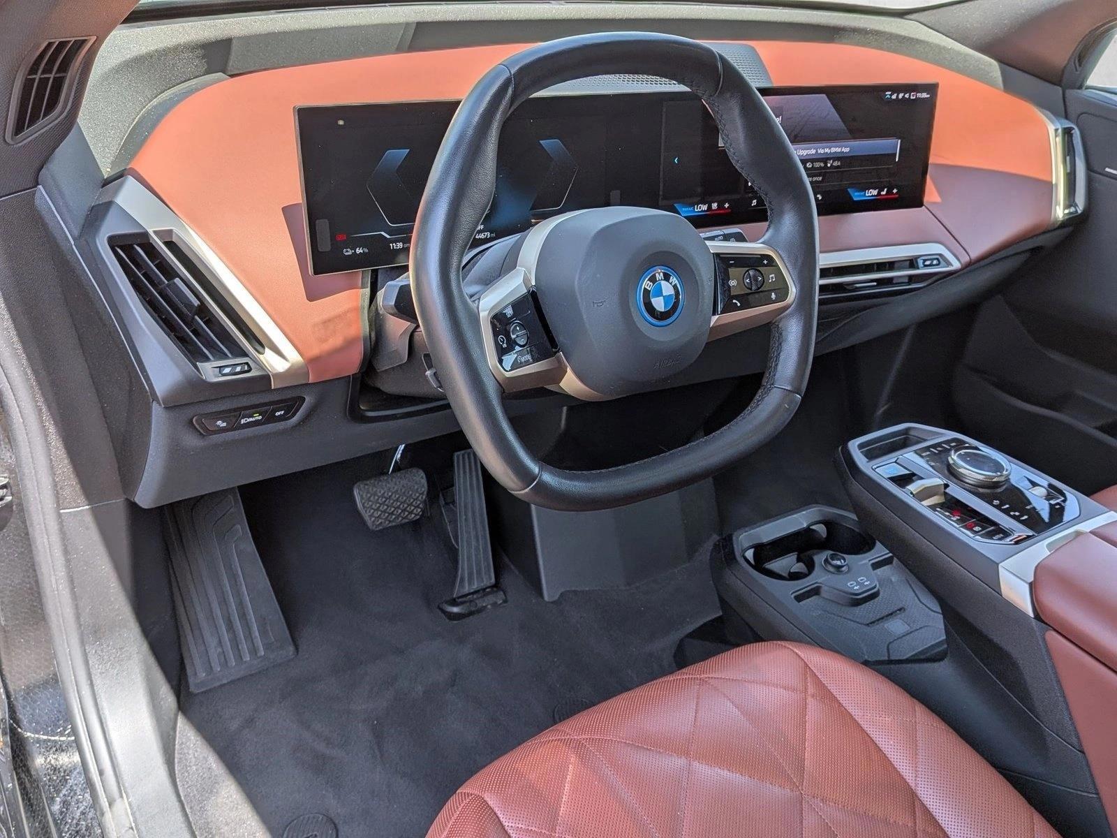 Thumbnail: 2024 BMW iX - 3