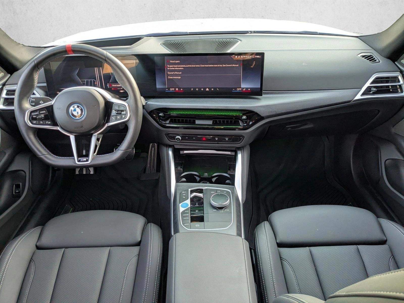 Thumbnail: 2025 BMW i4 - 3