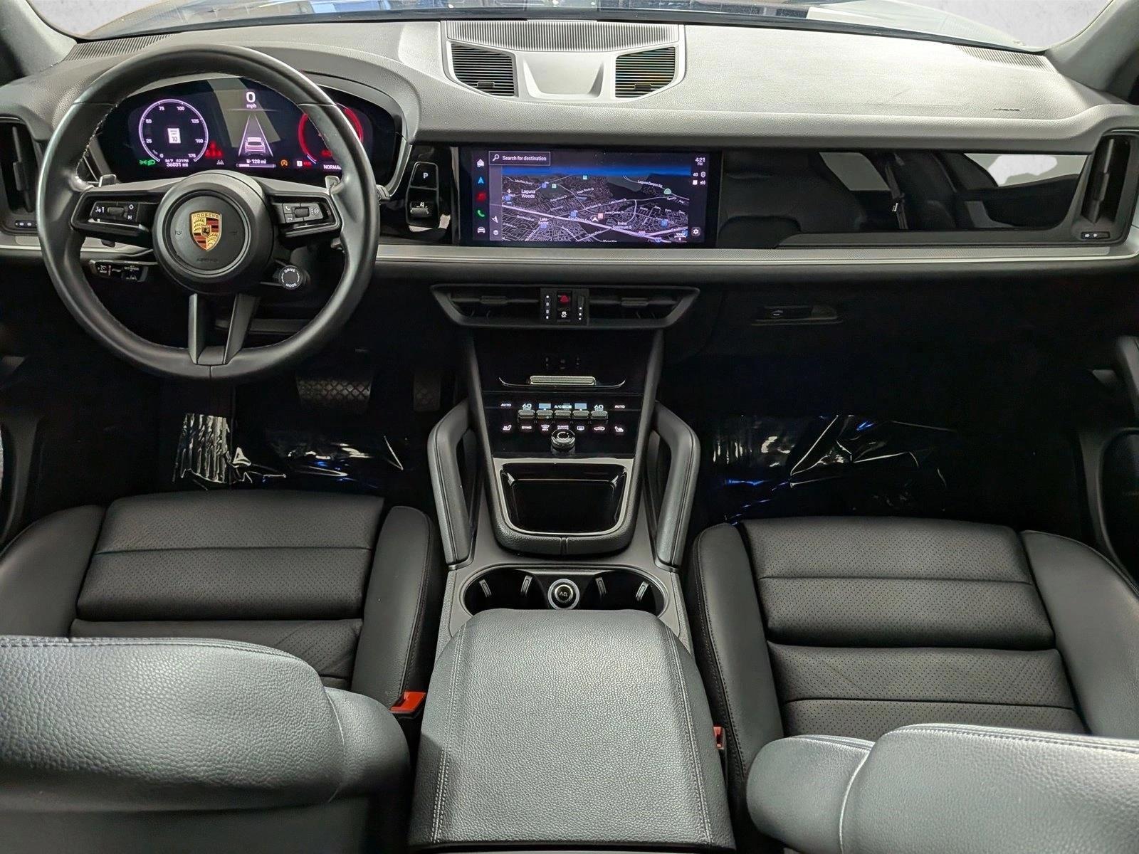 Thumbnail: 2024 Porsche Cayenne - 4