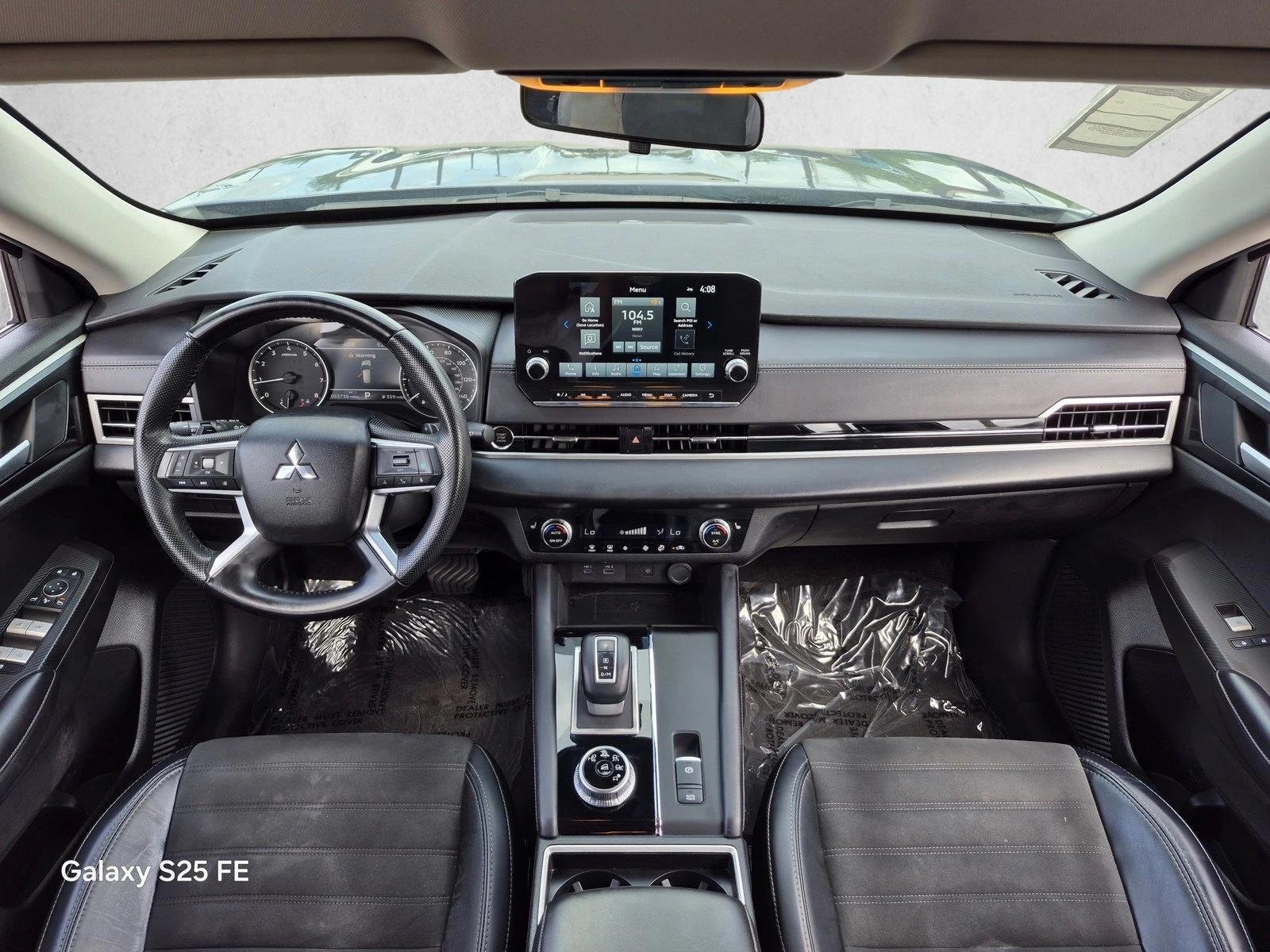2024 Mitsubishi Outlander 17