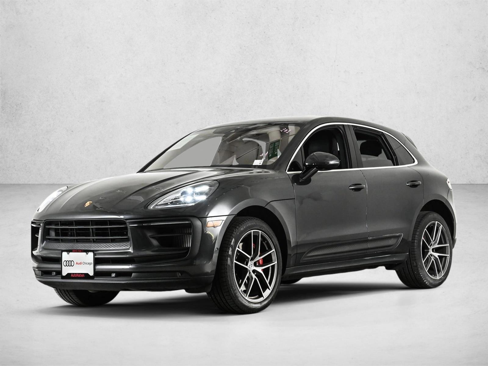 Thumbnail: 2022 Porsche Macan - 1