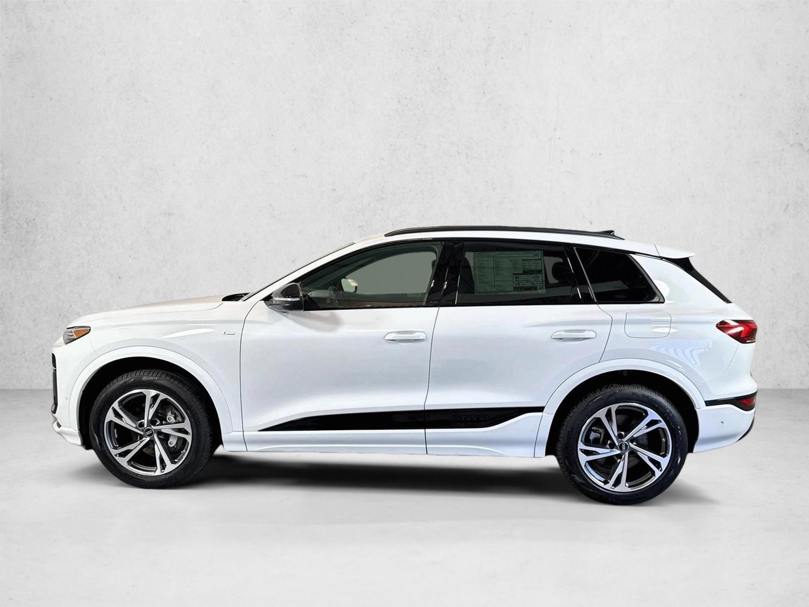 Thumbnail: 2027 Audi Q6 e-tron - 2