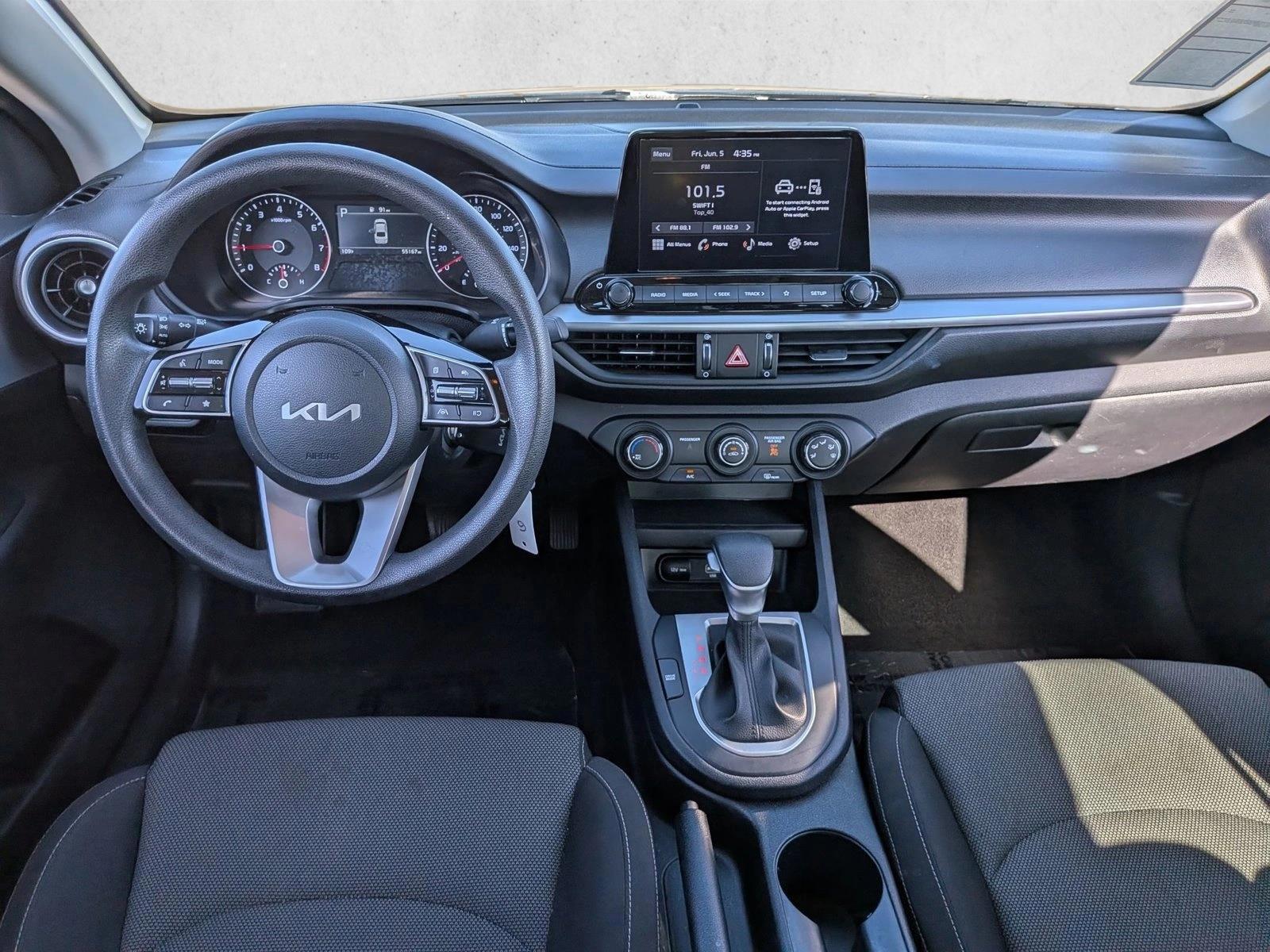 Thumbnail: 2024 Kia Forte - 3