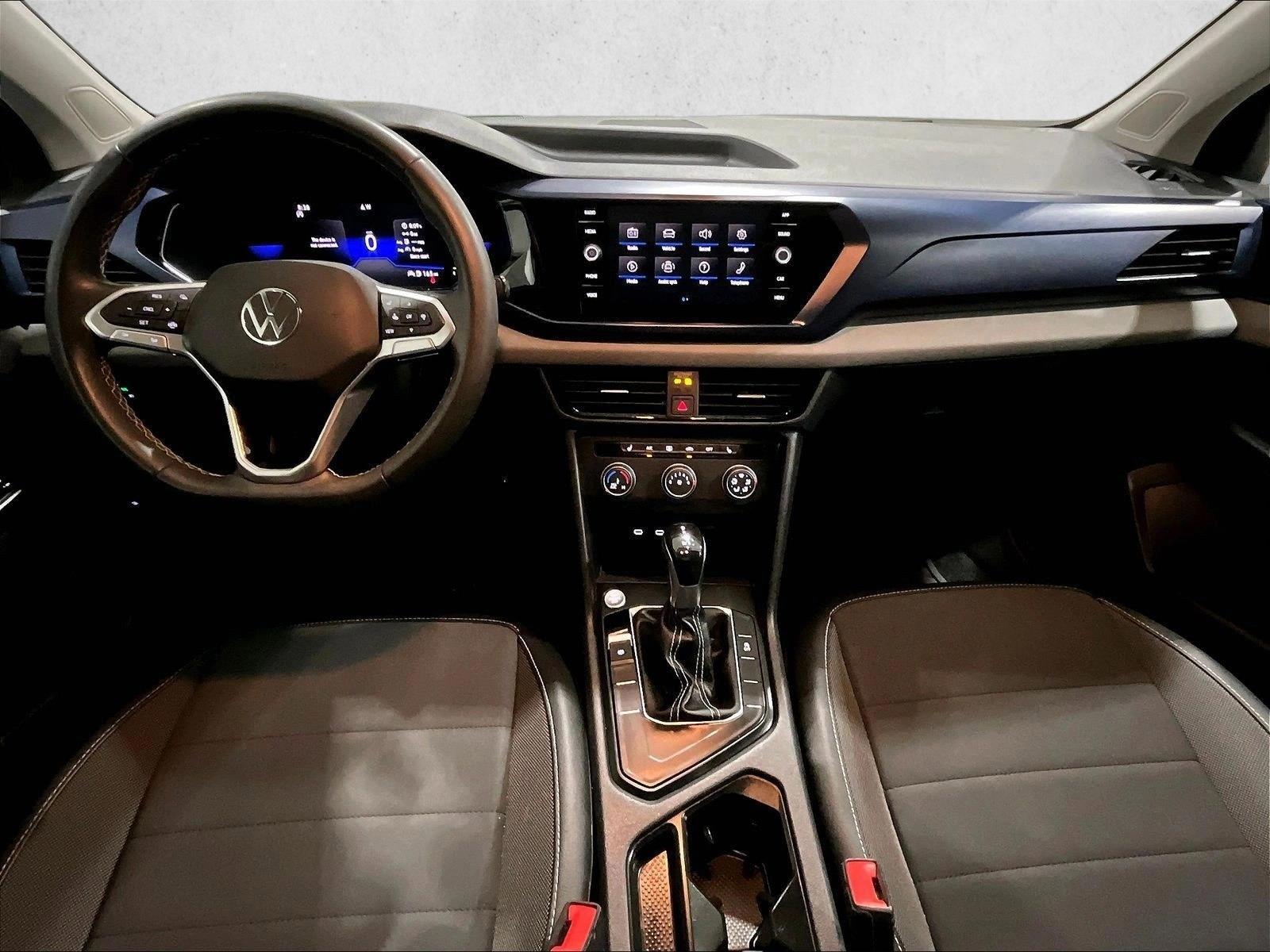 Thumbnail: 2022 Volkswagen Taos - 3