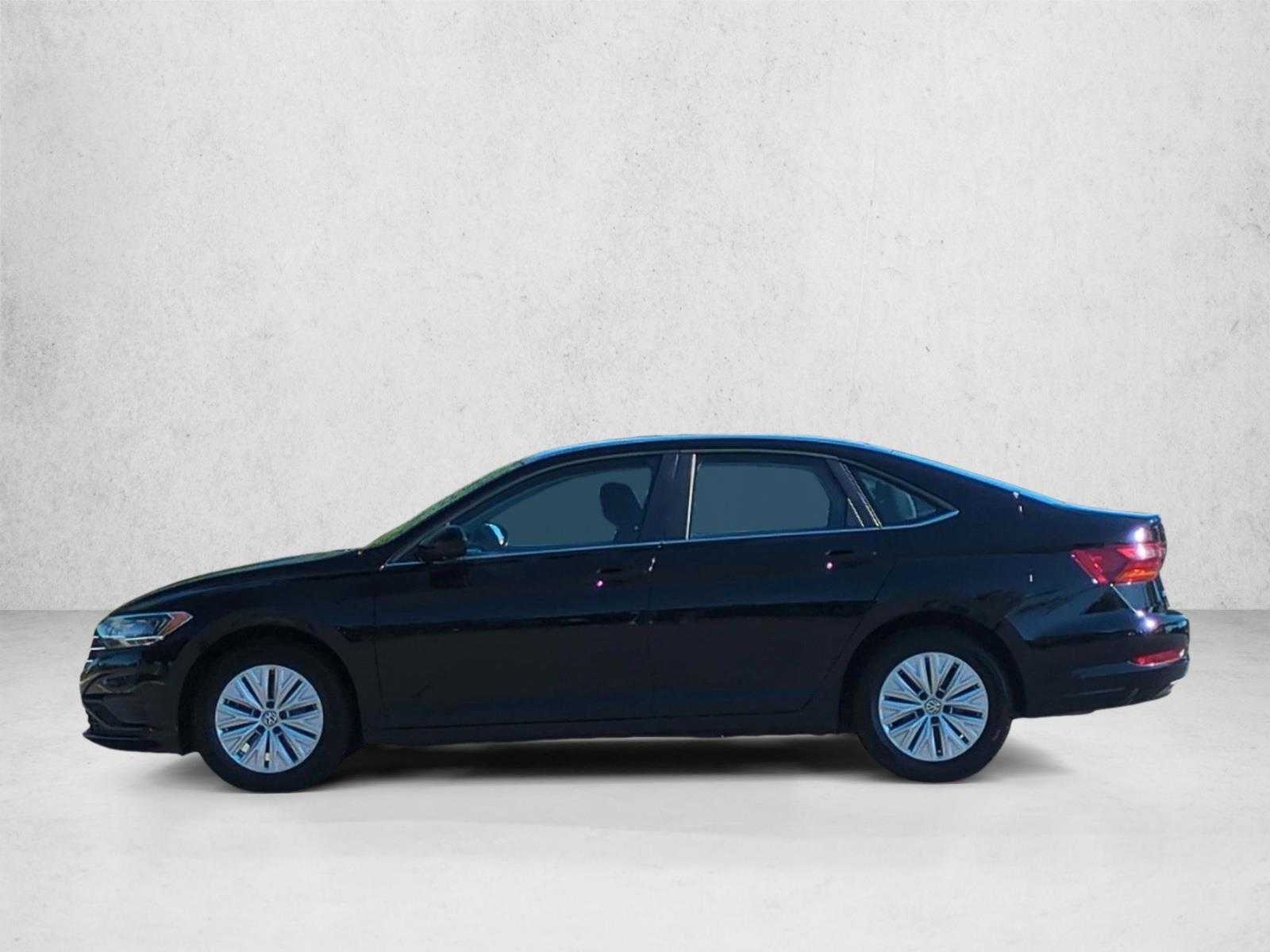 Thumbnail: 2019 Volkswagen Jetta - 2