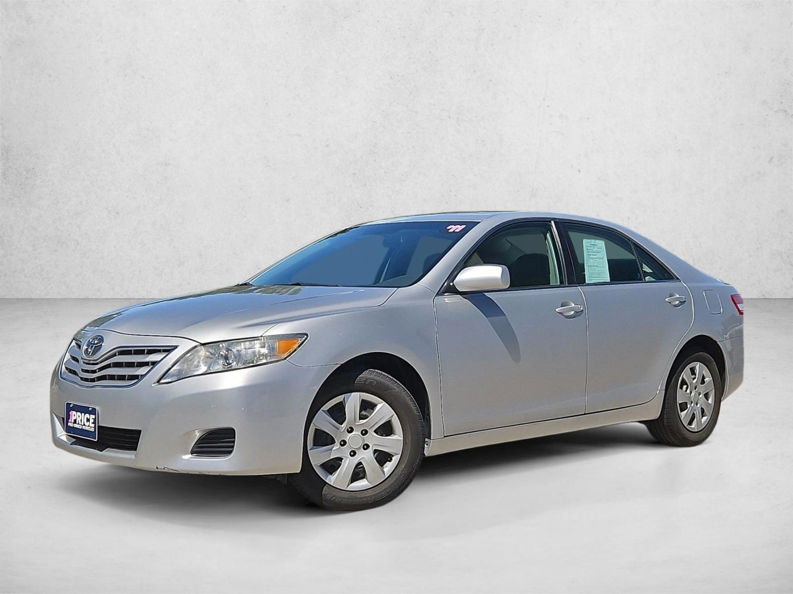 2011 Toyota Camry 2.5 Auto LE's photo