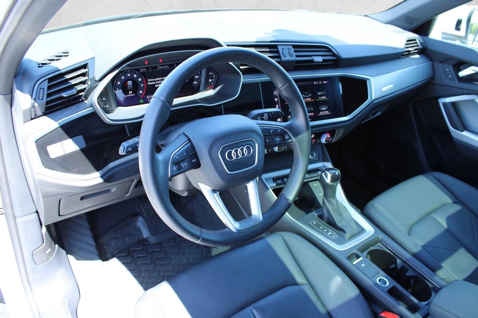 Thumbnail: 2022 Audi Q3 - 3