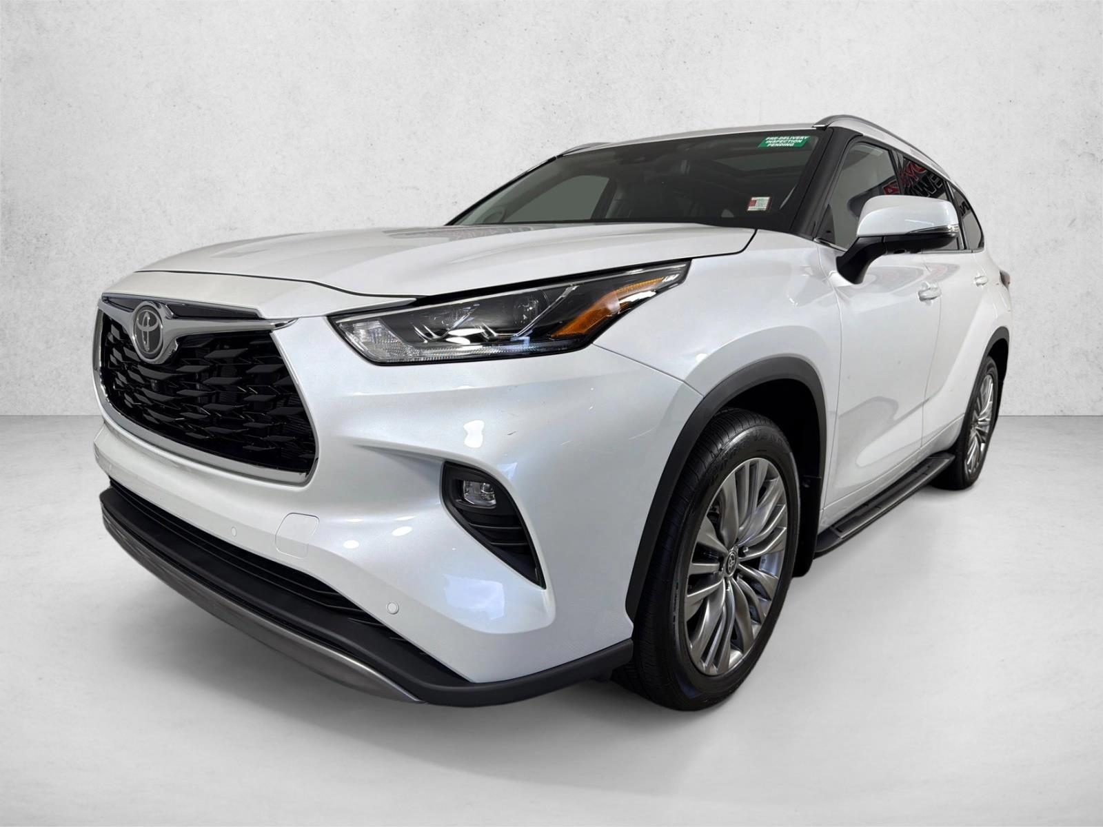 Thumbnail: 2026 Toyota Highlander - 1