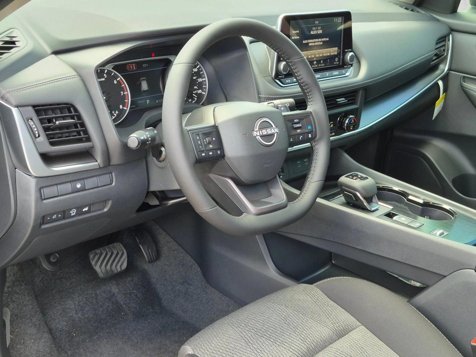 Thumbnail: 2026 Nissan Rogue - 3