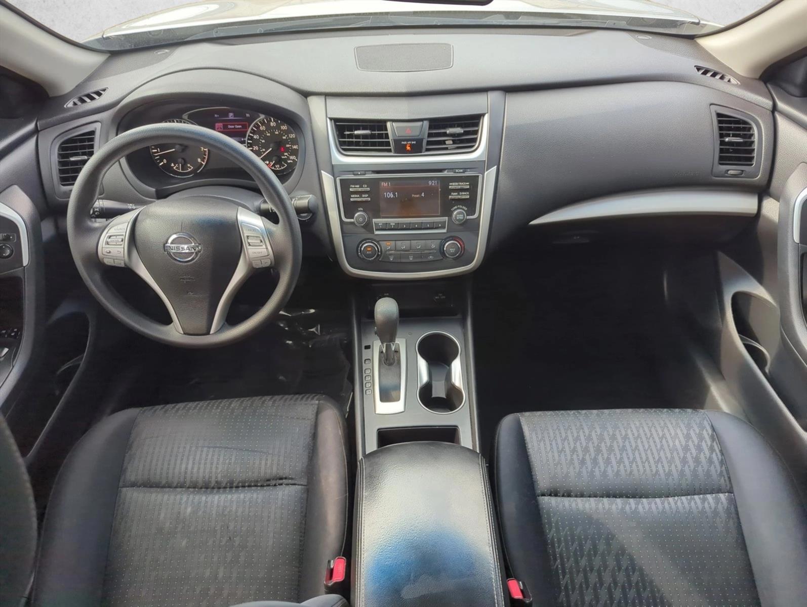 Thumbnail: 2016 Nissan Altima - 2