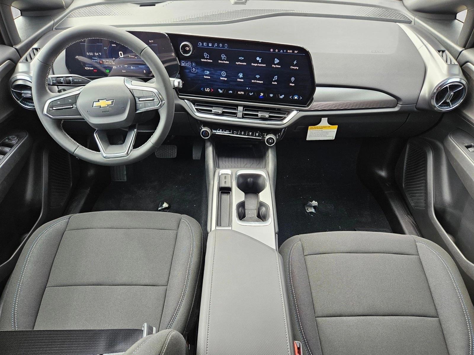 Thumbnail: 2026 Chevrolet Equinox - 3