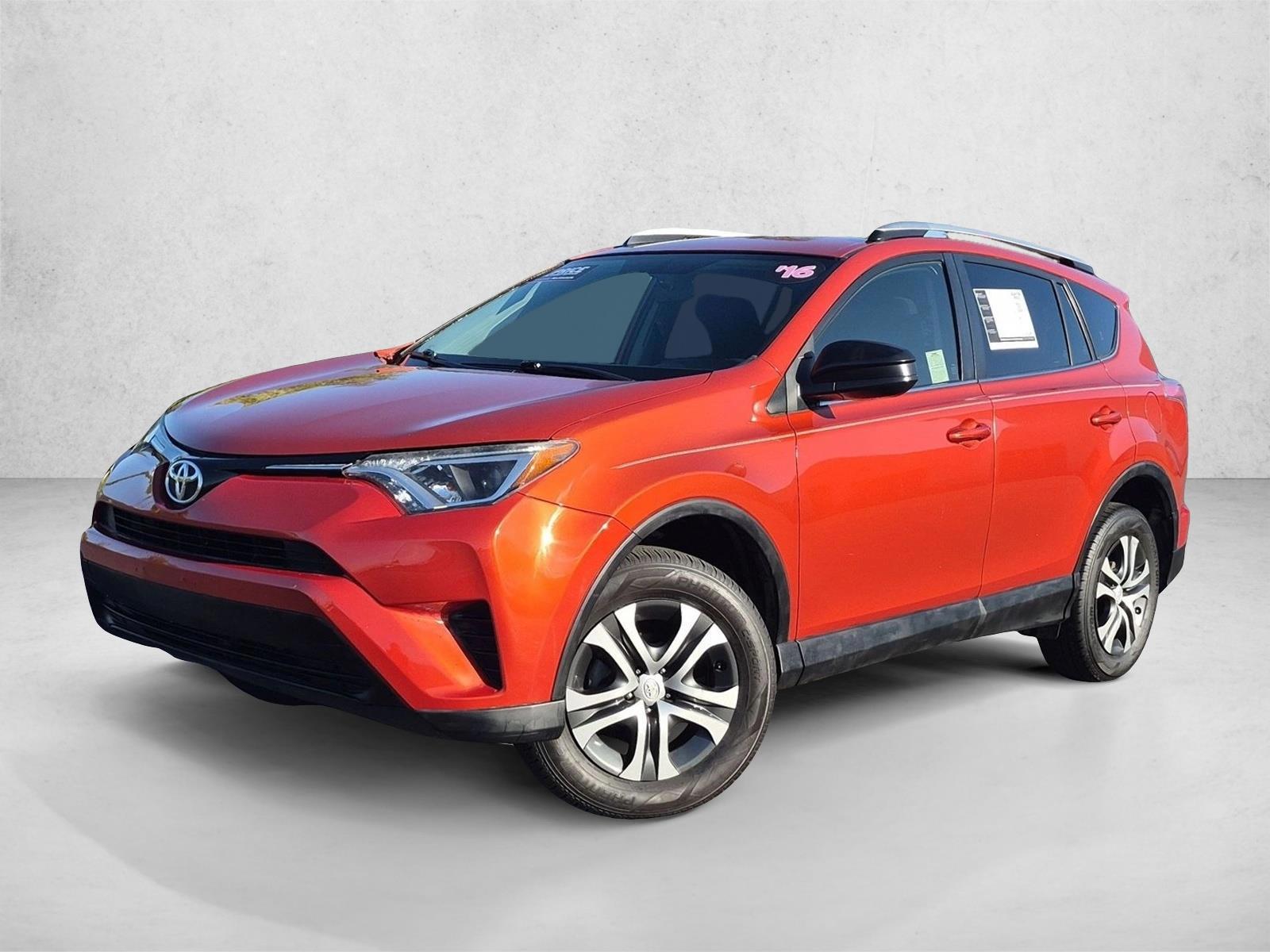 Thumbnail: 2016 Toyota RAV4 - 1