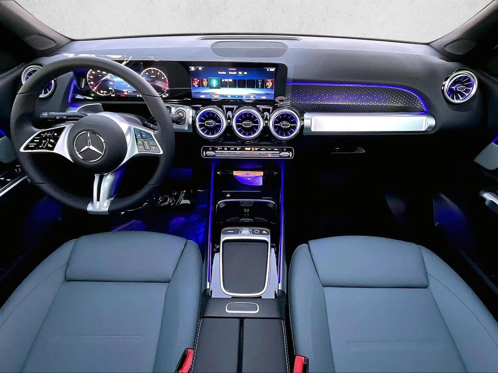 Thumbnail: 2026 Mercedes-Benz GLB - 3