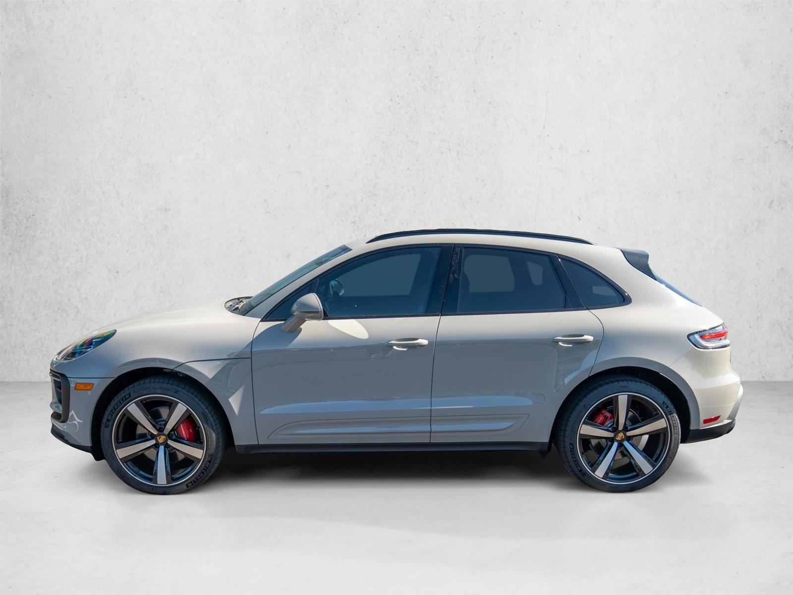 Thumbnail: 2026 Porsche Macan - 2