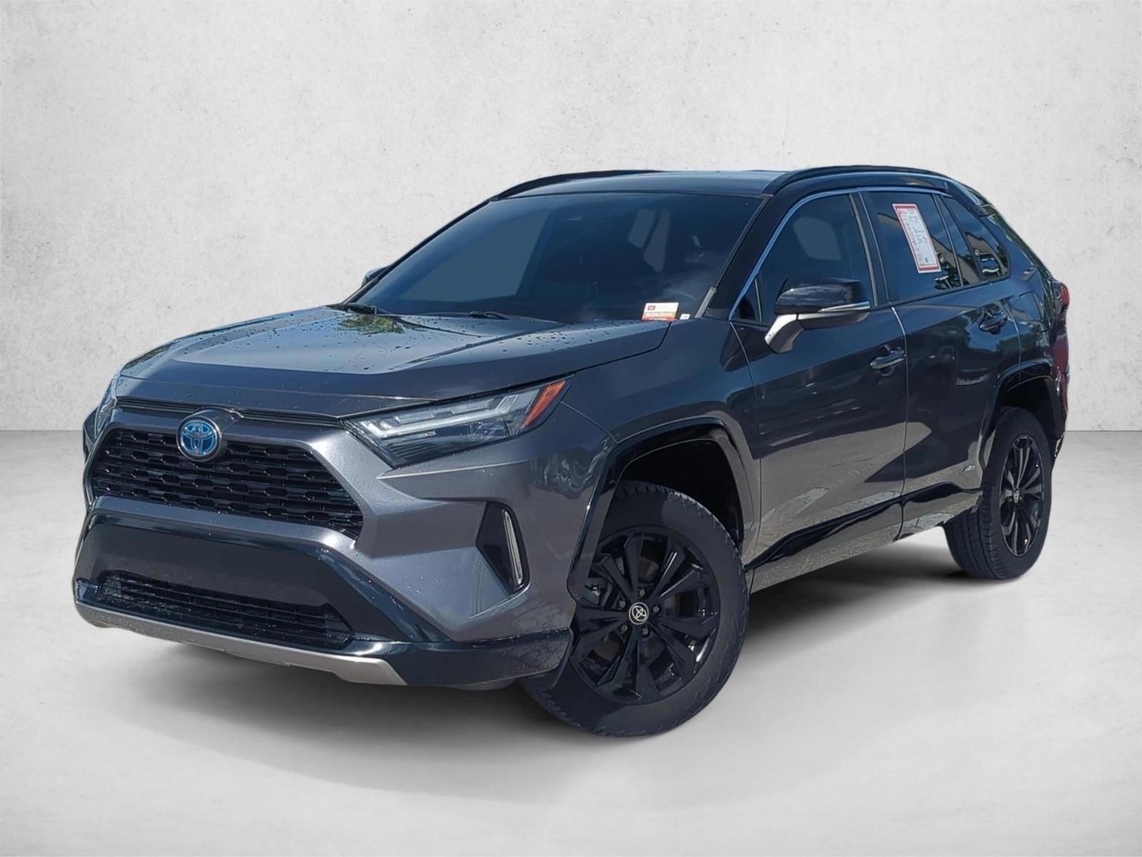 Thumbnail: 2022 Toyota RAV4 - 1