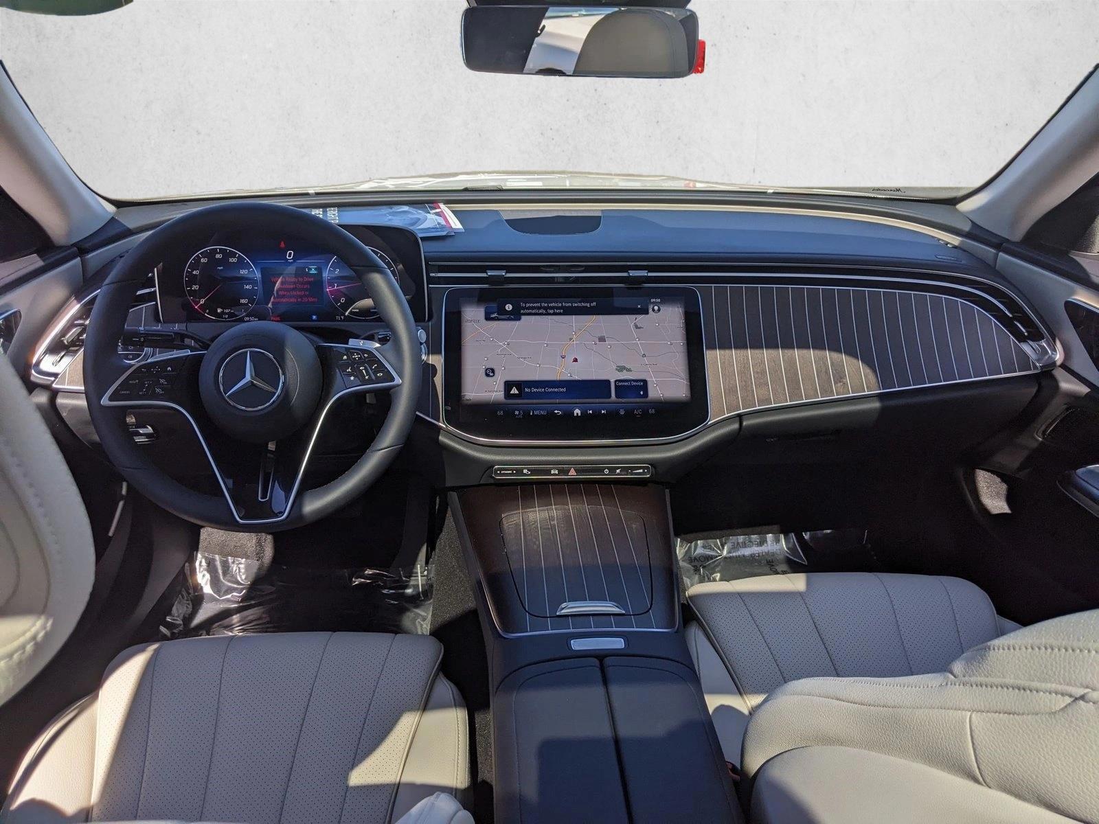 Thumbnail: 2025 Mercedes-Benz E-Class - 3