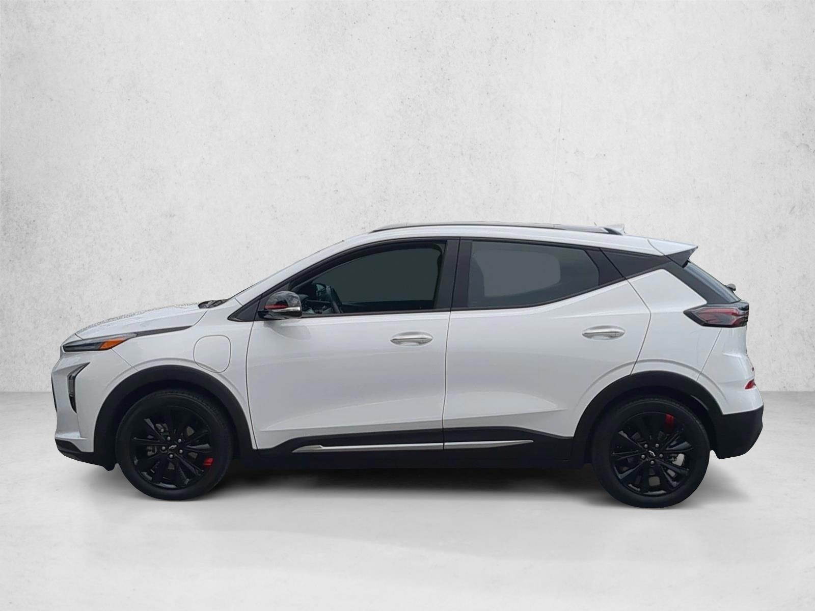 Thumbnail: 2023 Chevrolet Bolt EUV - 2