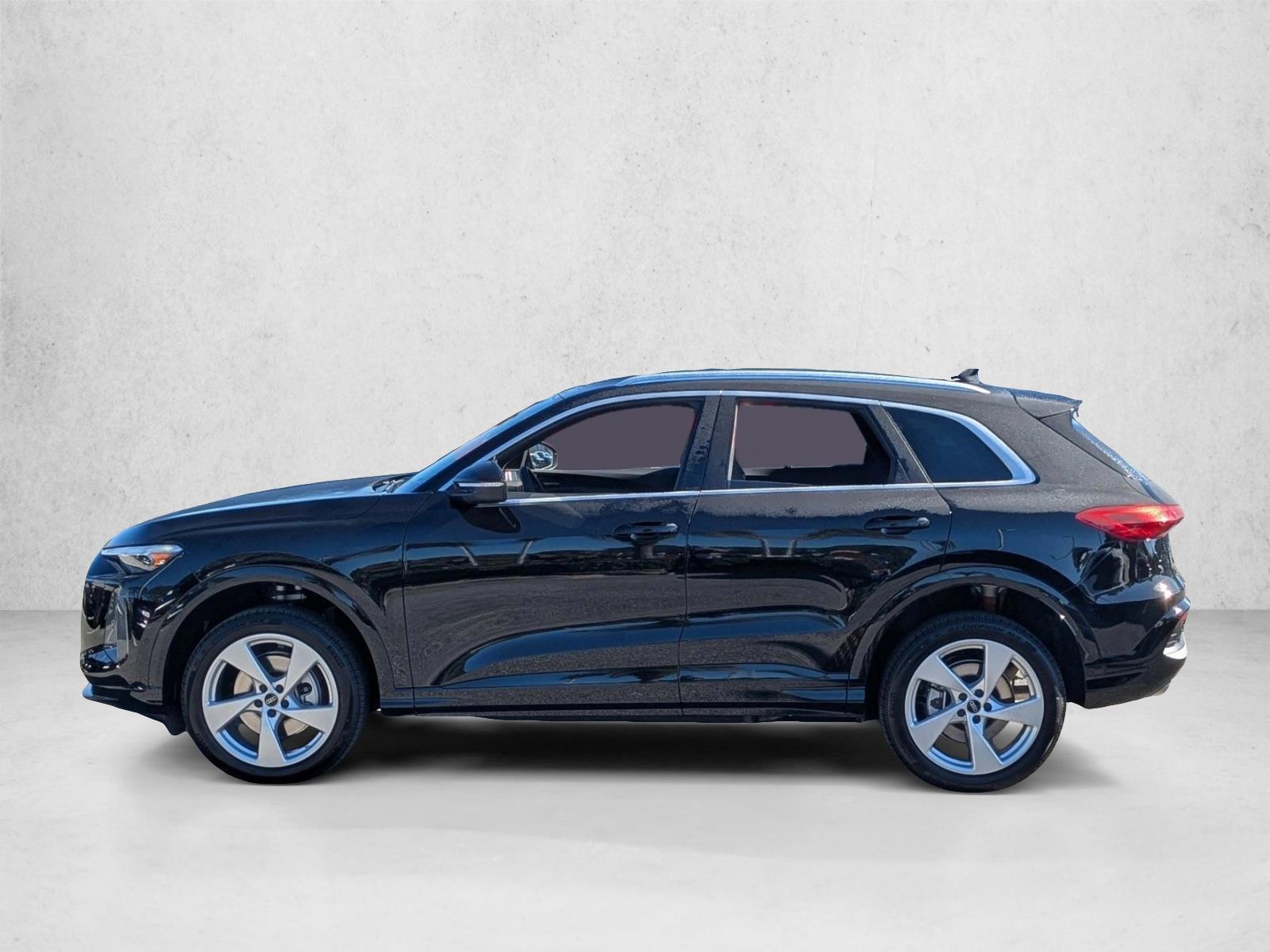 Thumbnail: 2025 Audi Q5 - 2