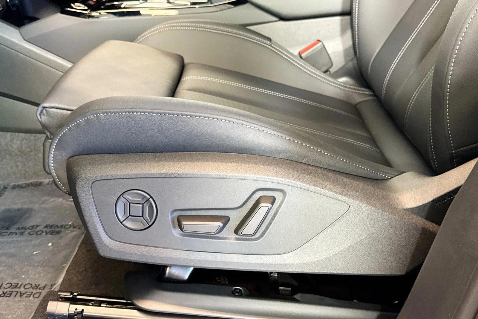 Thumbnail: 2027 Audi Q6 e-tron - 4