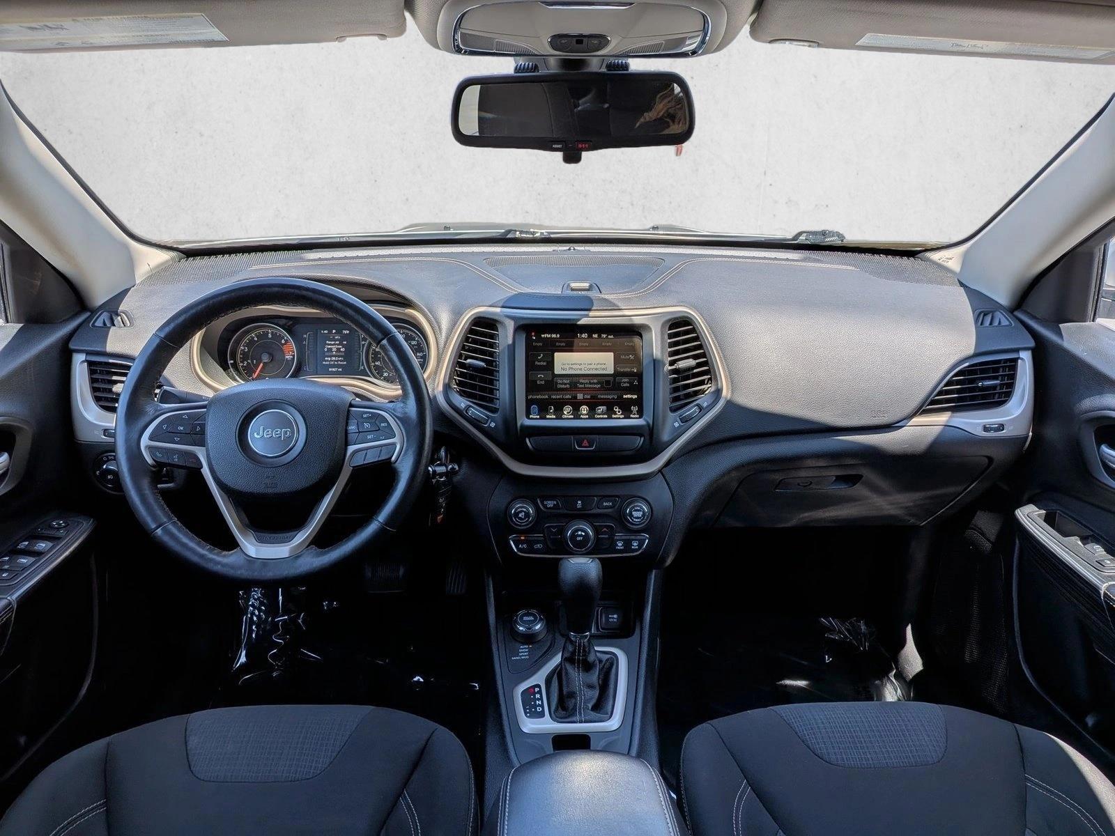 Thumbnail: 2016 Jeep Cherokee - 4