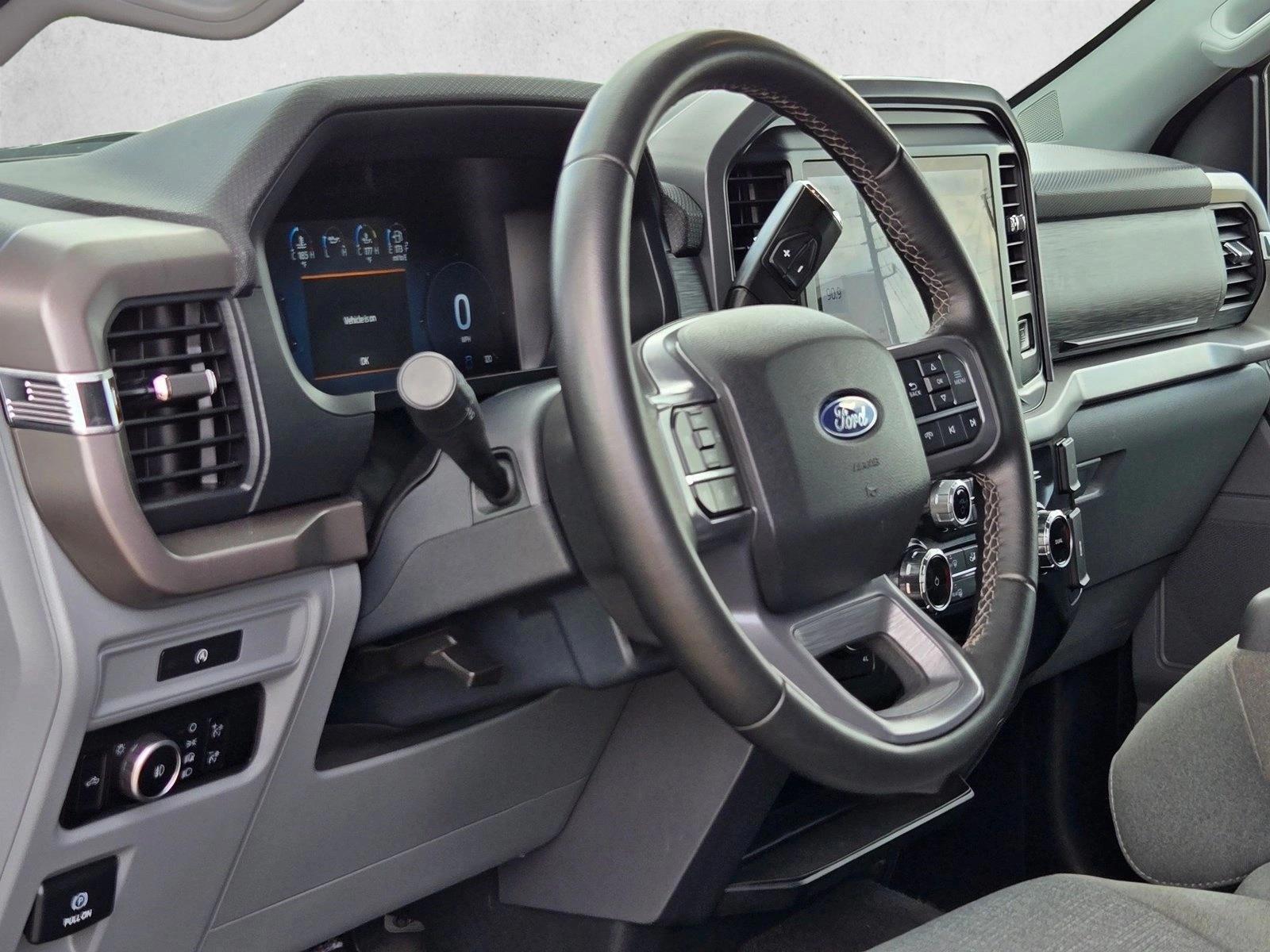 2025 Ford F-150 XLT - Photo 9